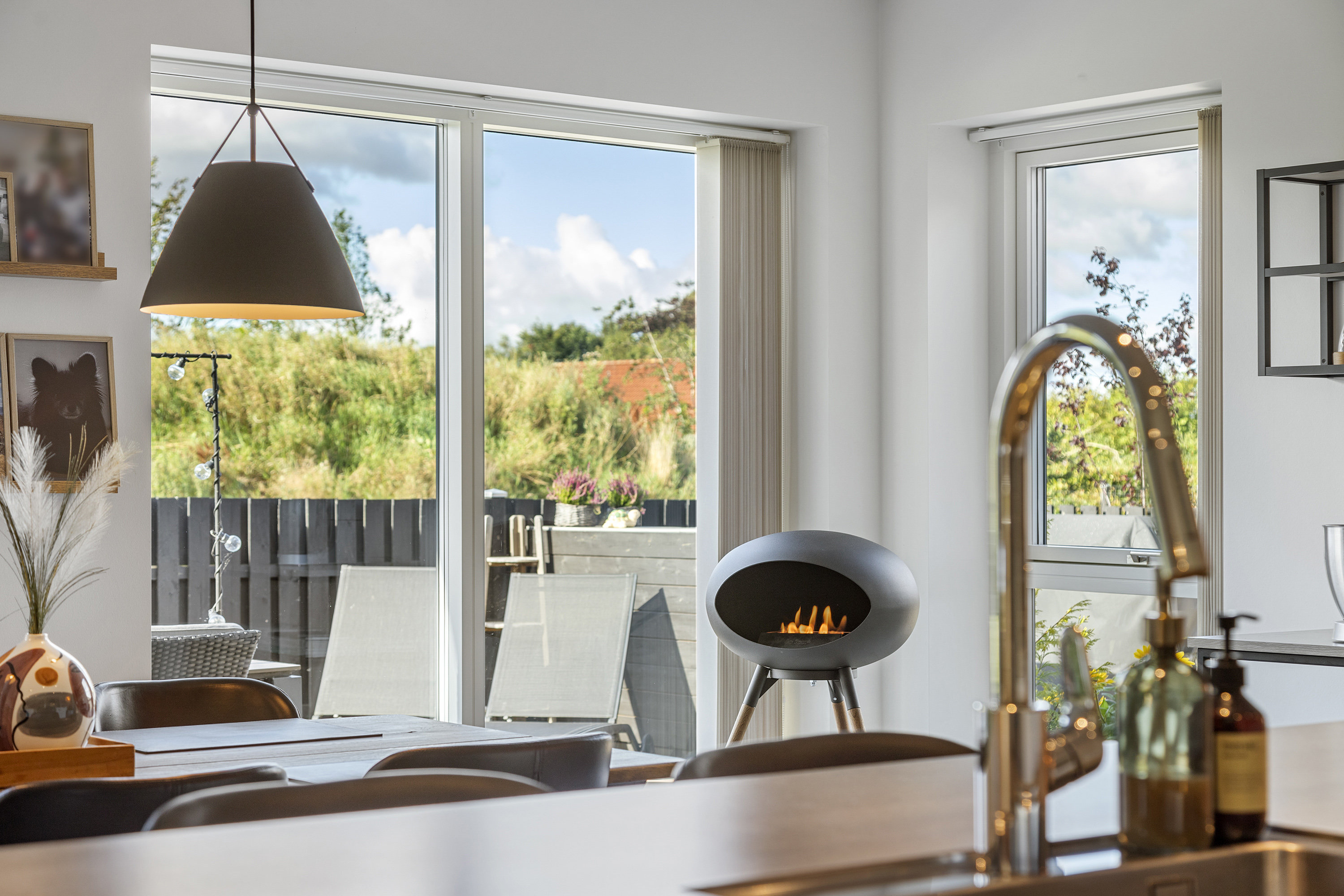 Fremhævet køkken alrum billede i fuldskærmstilstand. Billede af Gartnervænget 32, 9760 Vrå