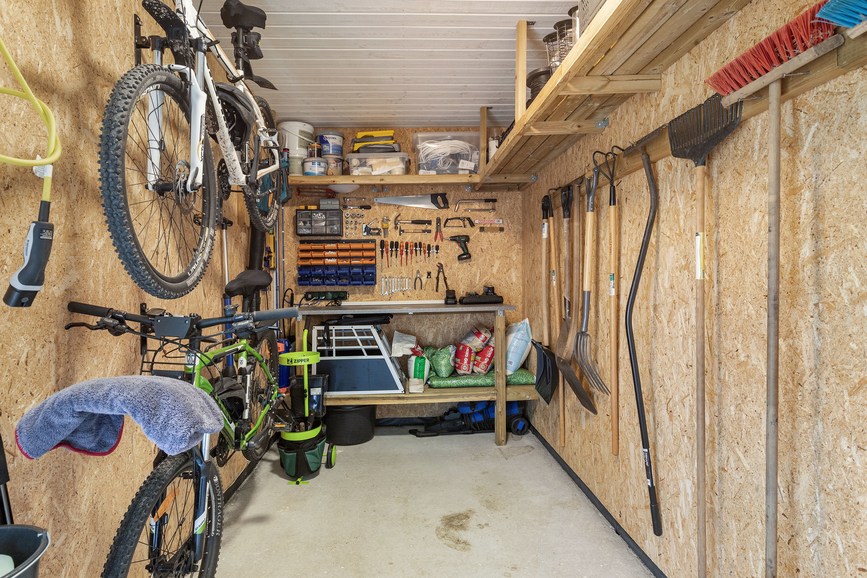 Fremhævet redskabsrum billede i fuldskærmstilstand. Billede af Gartnervænget 32, 9760 Vrå