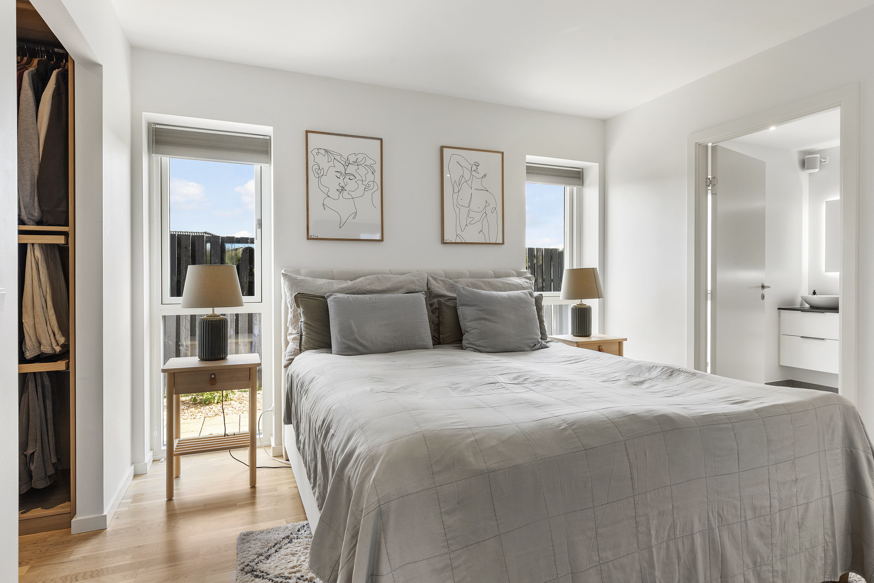 Fremhævet soveværelse billede i fuldskærmstilstand. Billede af Gartnervænget 32, 9760 Vrå