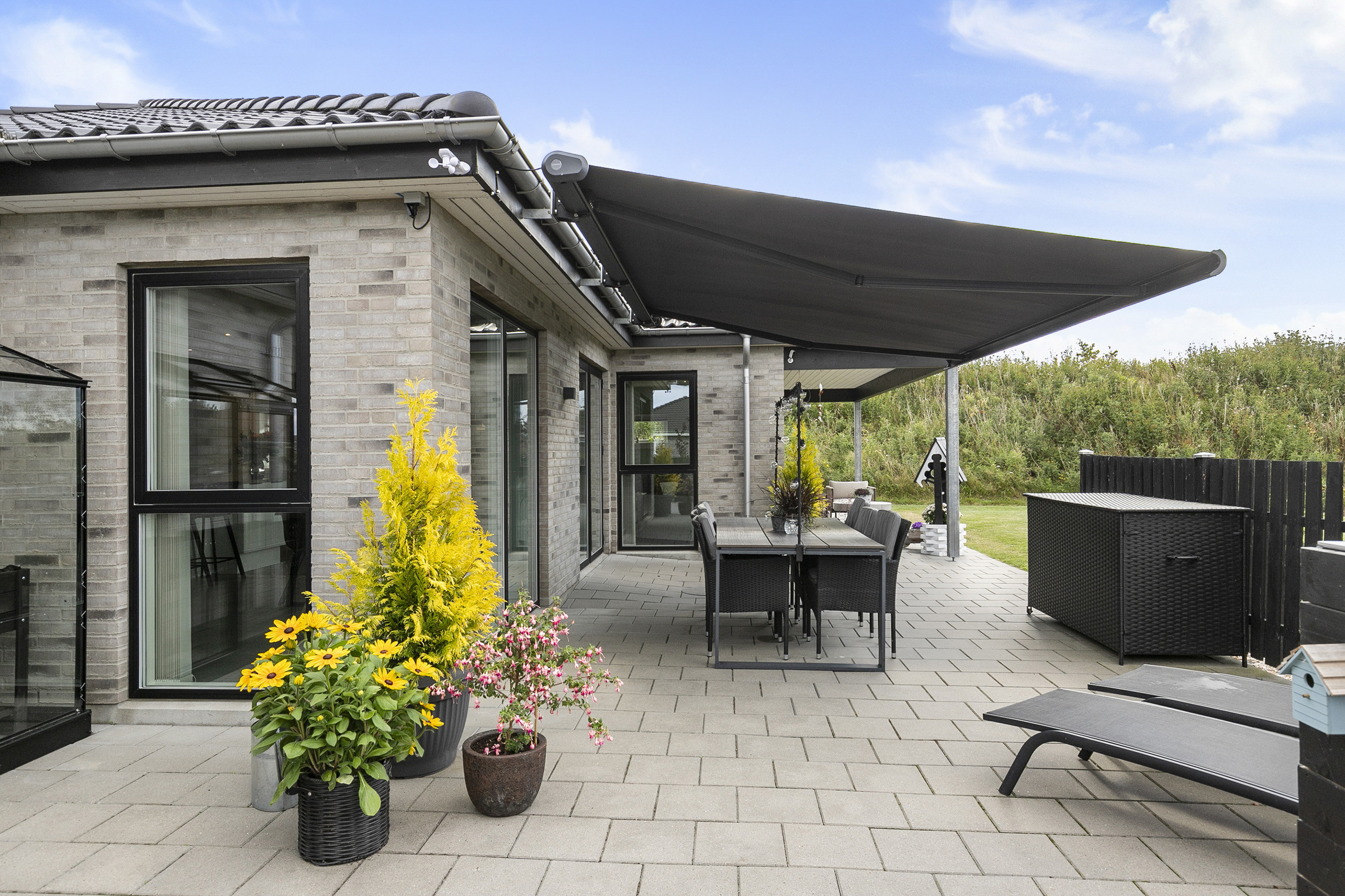 Fremhævet terrasse billede i fuldskærmstilstand. Billede af Gartnervænget 32, 9760 Vrå