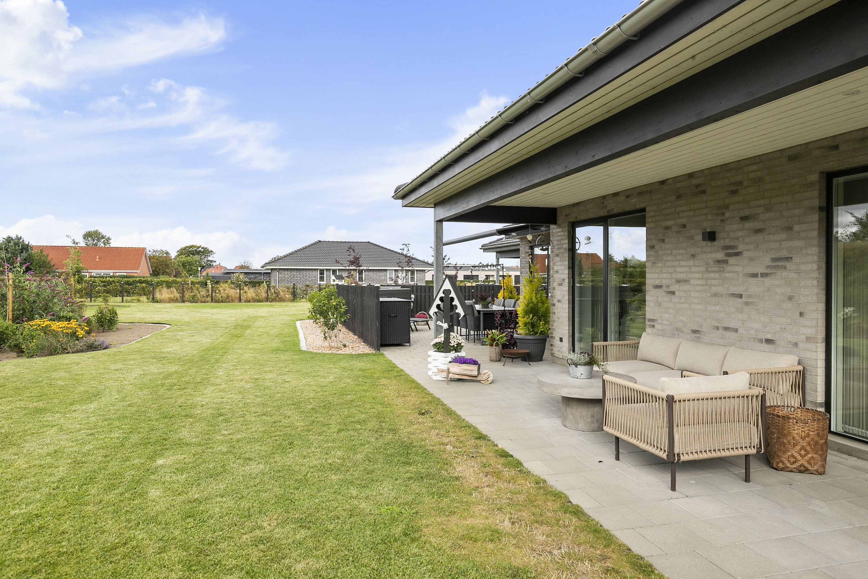 Fremhævet have billede i fuldskærmstilstand. Billede af Gartnervænget 32, 9760 Vrå