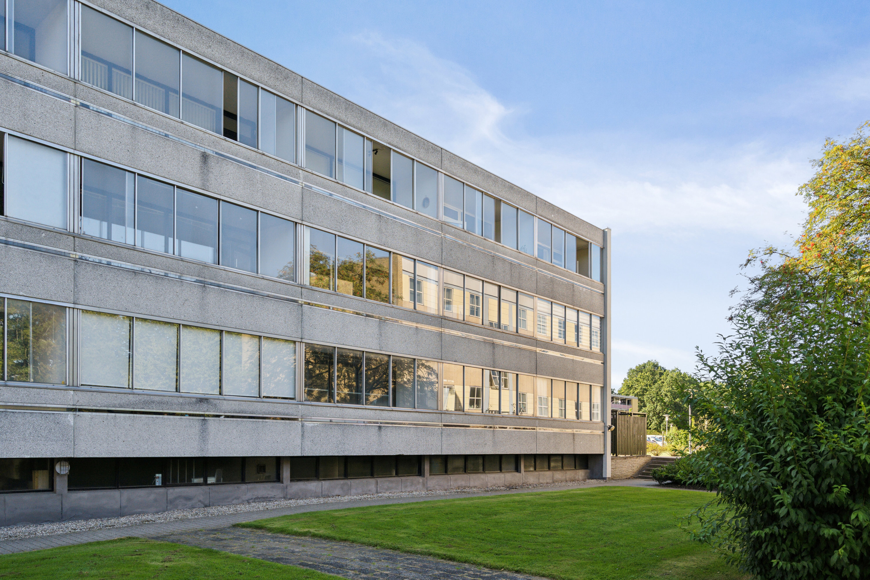 Fremhævet udendørs billede i fuldskærmstilstand. Billede af Floravænget 21, 2. tv., Dalum, 5250 Odense SV