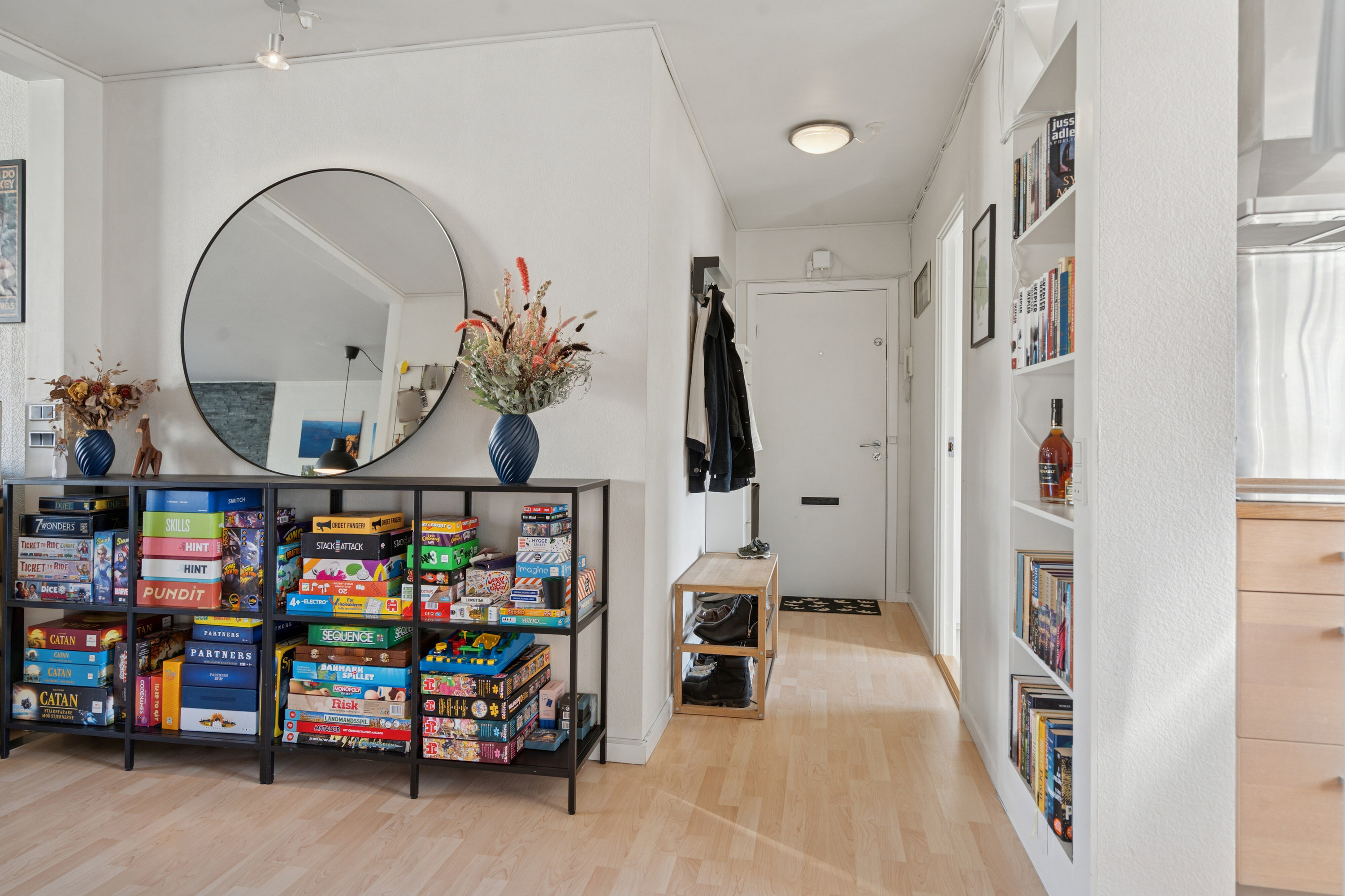 Miniaturebillede 1: indendørs. Billede af Floravænget 21, 2. tv., Dalum, 5250 Odense SV