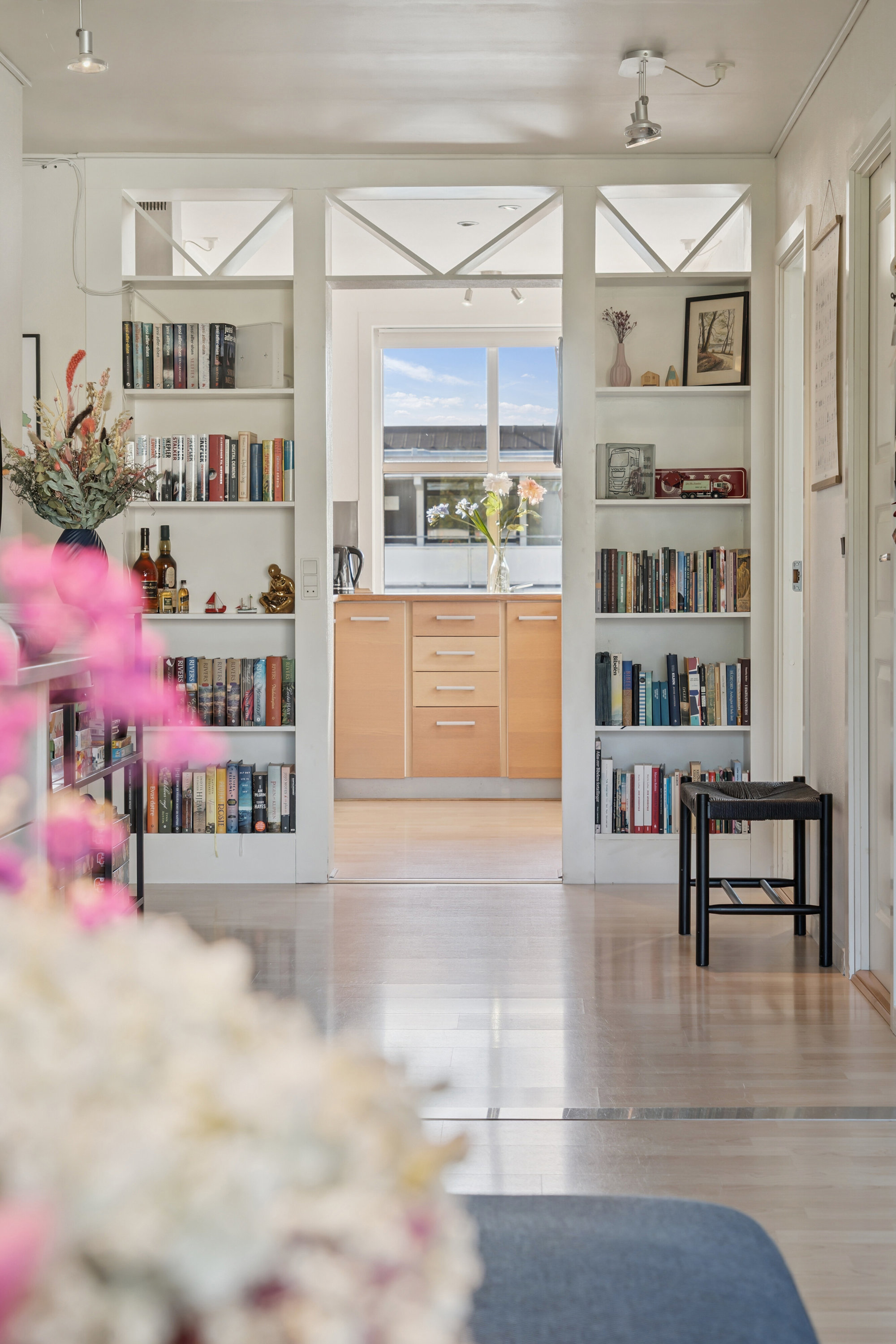 Fremhævet stue billede i fuldskærmstilstand. Billede af Floravænget 21, 2. tv., Dalum, 5250 Odense SV