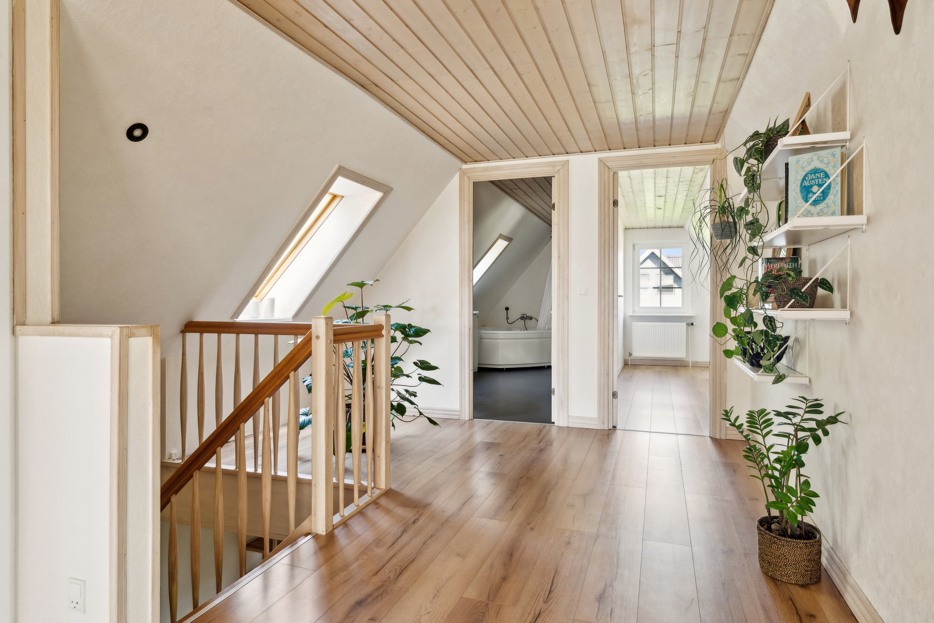 Fremhævet repos billede i fuldskærmstilstand. Billede af Gravene 1, 8981 Spentrup