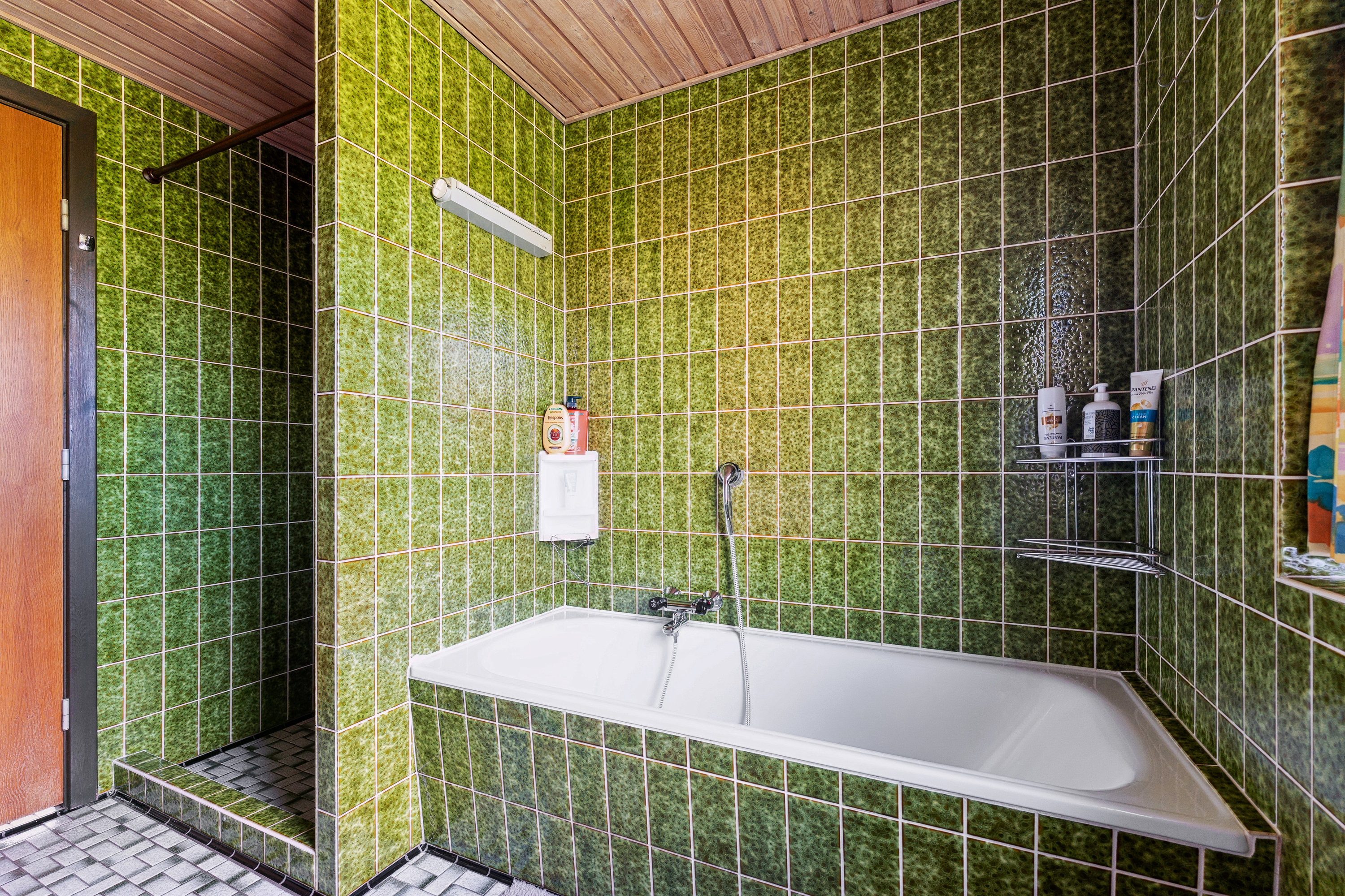 Fremhævet badeværelse billede i fuldskærmstilstand. Billede af Ahornvej 31, Harridslev, 8930 Randers NØ