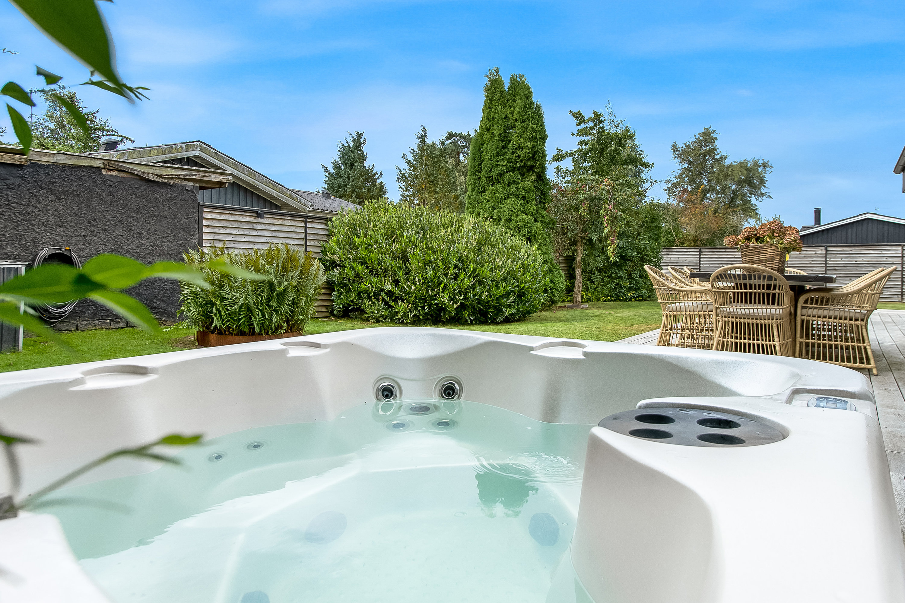 Fremhævet spa billede i fuldskærmstilstand. Billede af Viggo Andersensvej 5, Høll, 7080 Børkop