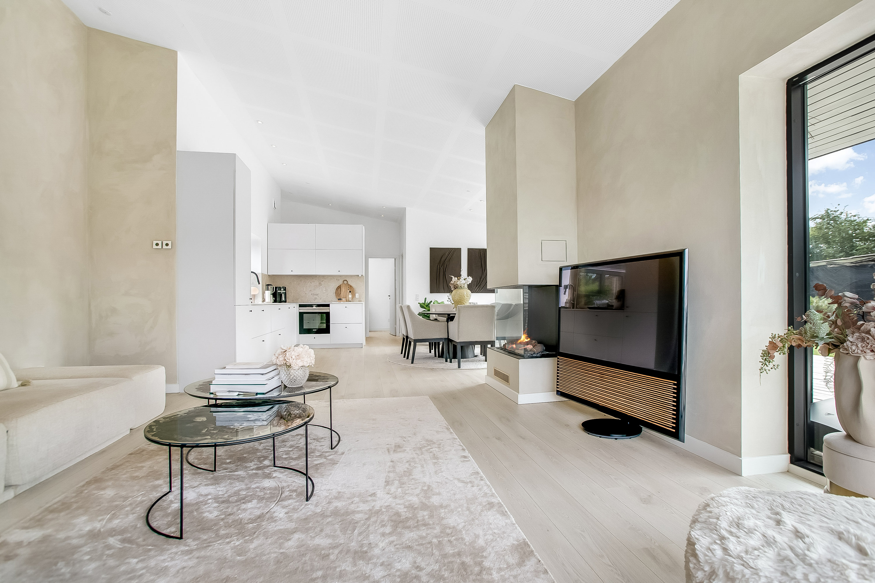 Fremhævet stue billede i fuldskærmstilstand. Billede af Viggo Andersensvej 5, Høll, 7080 Børkop