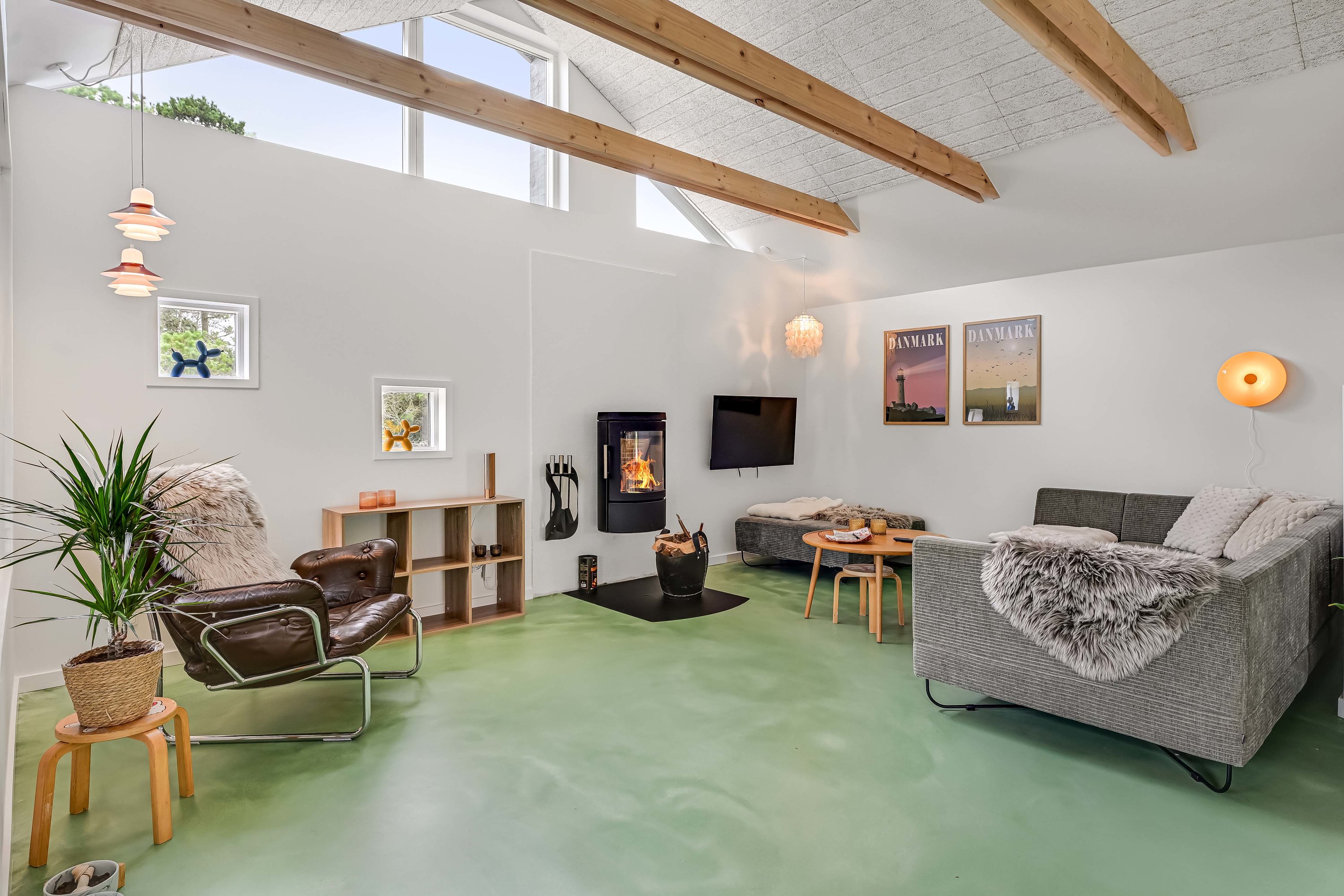 Fremhævet stue billede i fuldskærmstilstand. Billede af Svinget 6, 6857 Blåvand