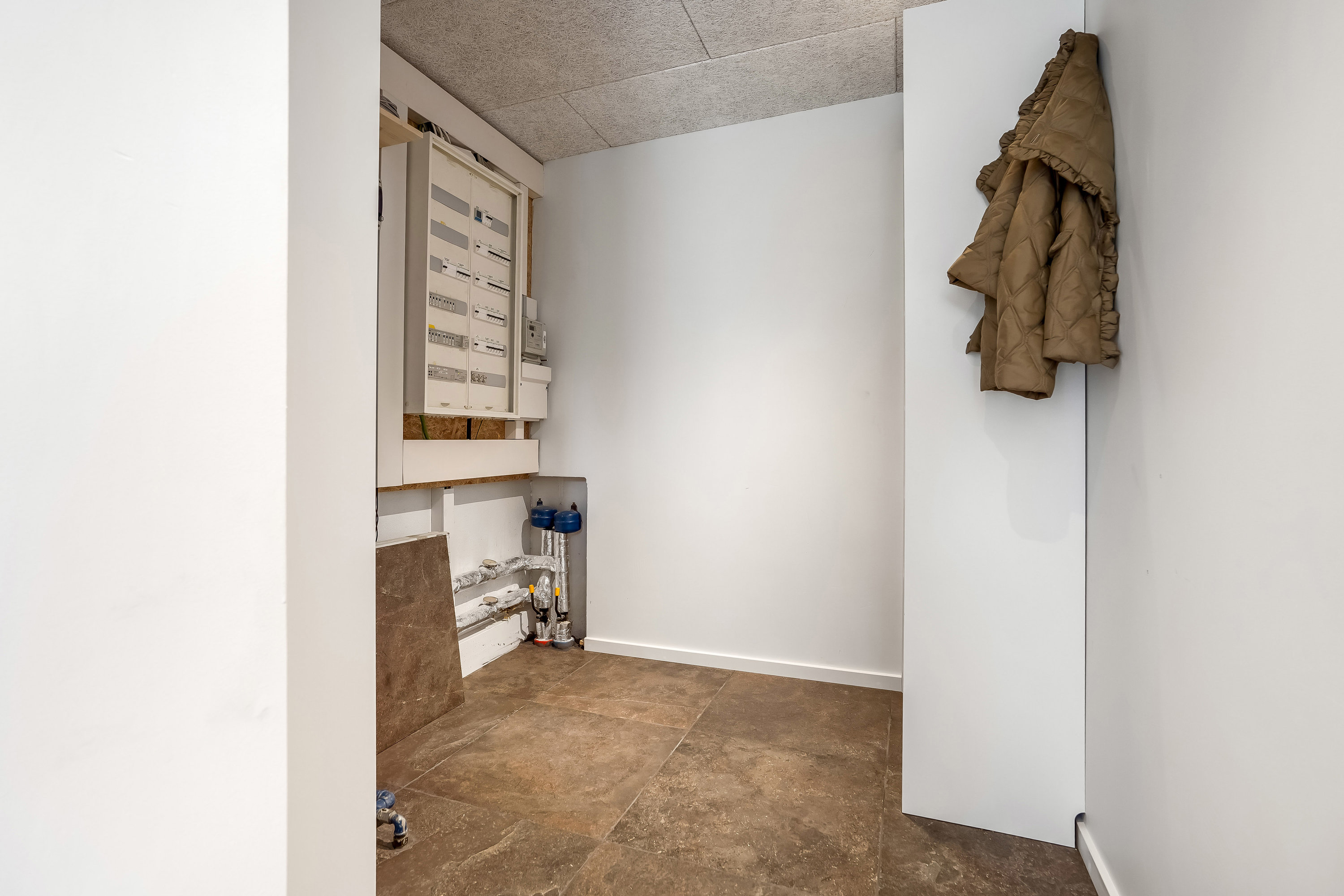 Fremhævet andet billede i fuldskærmstilstand. Billede af Spurvevej 3, 5500 Middelfart