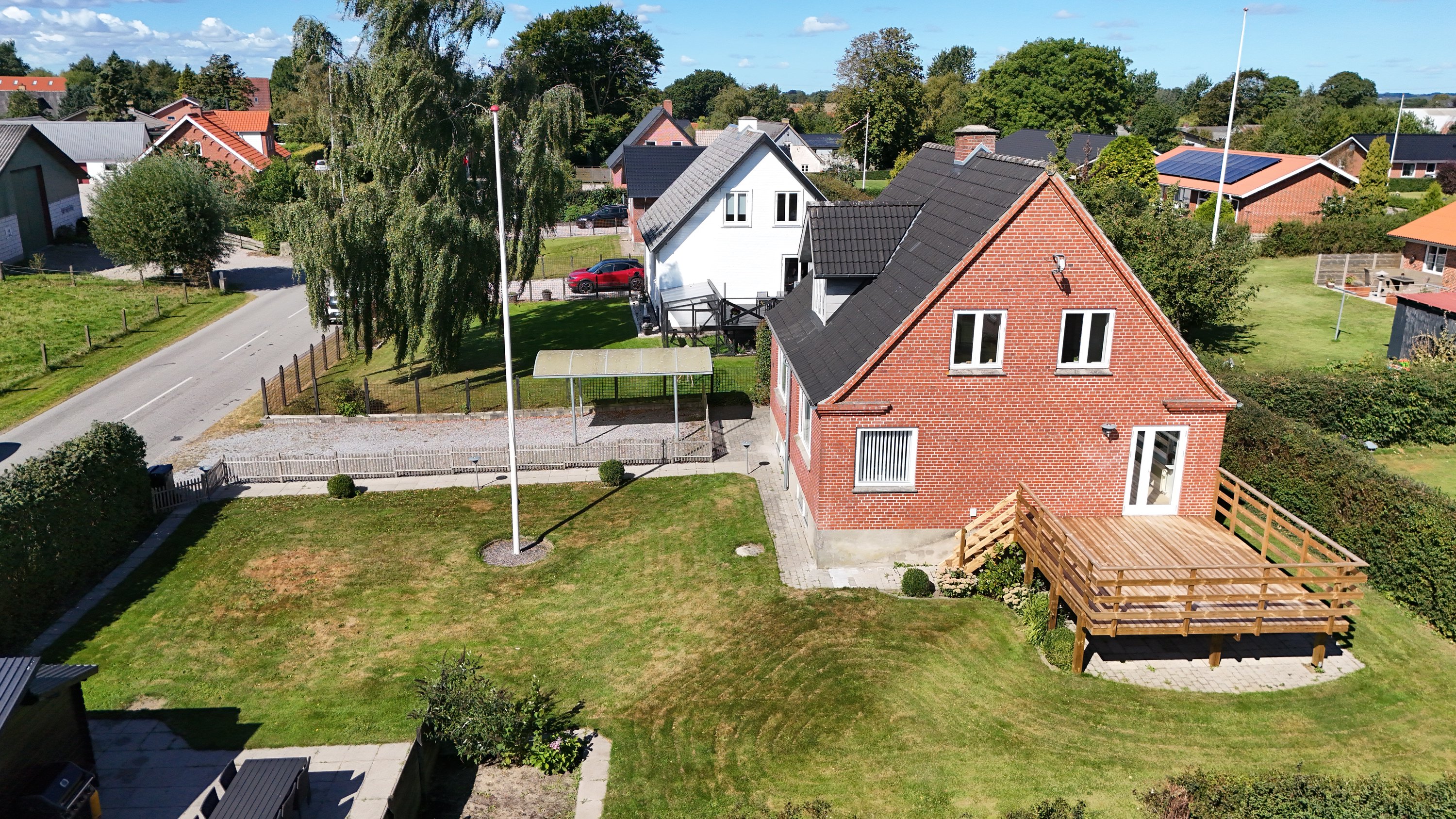 Fremhævet luftfoto billede i fuldskærmstilstand. Billede af Hannerupvej 285, 9500 Hobro