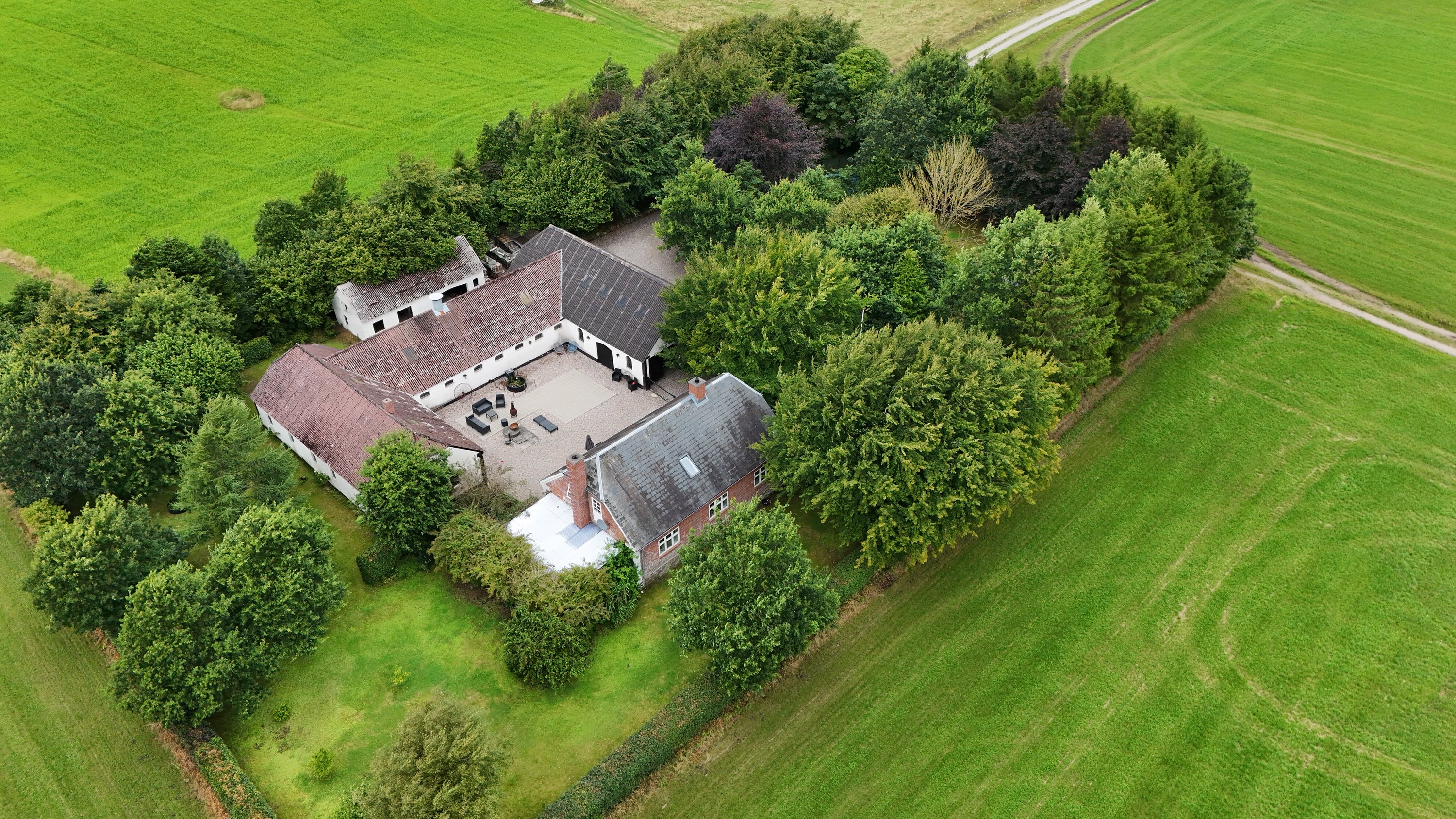 Fremhævet luftfoto billede i fuldskærmstilstand. Billede af Ndr Truevej 33, True, 9500 Hobro