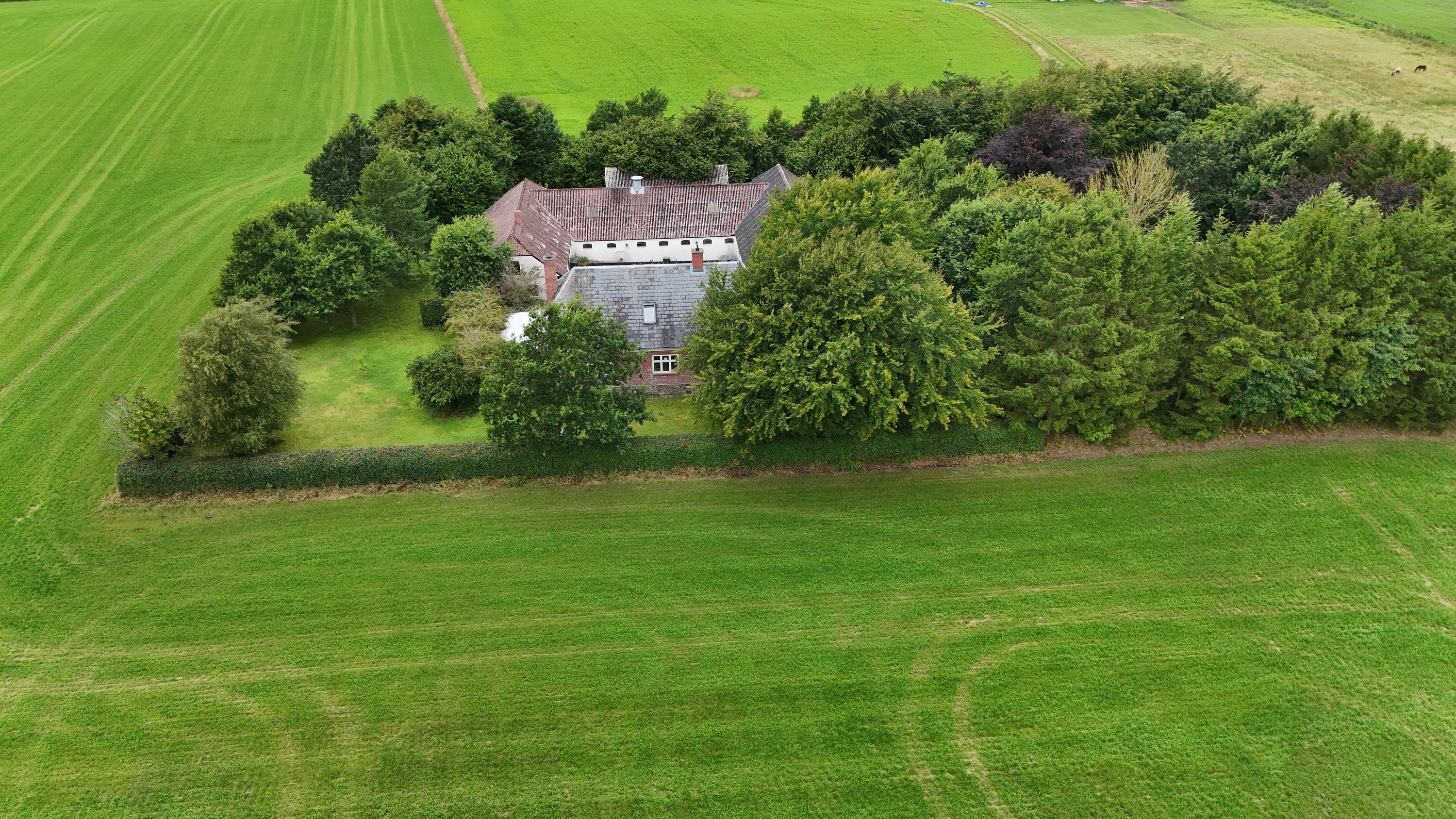 Fremhævet luftfoto billede i fuldskærmstilstand. Billede af Ndr Truevej 33, True, 9500 Hobro