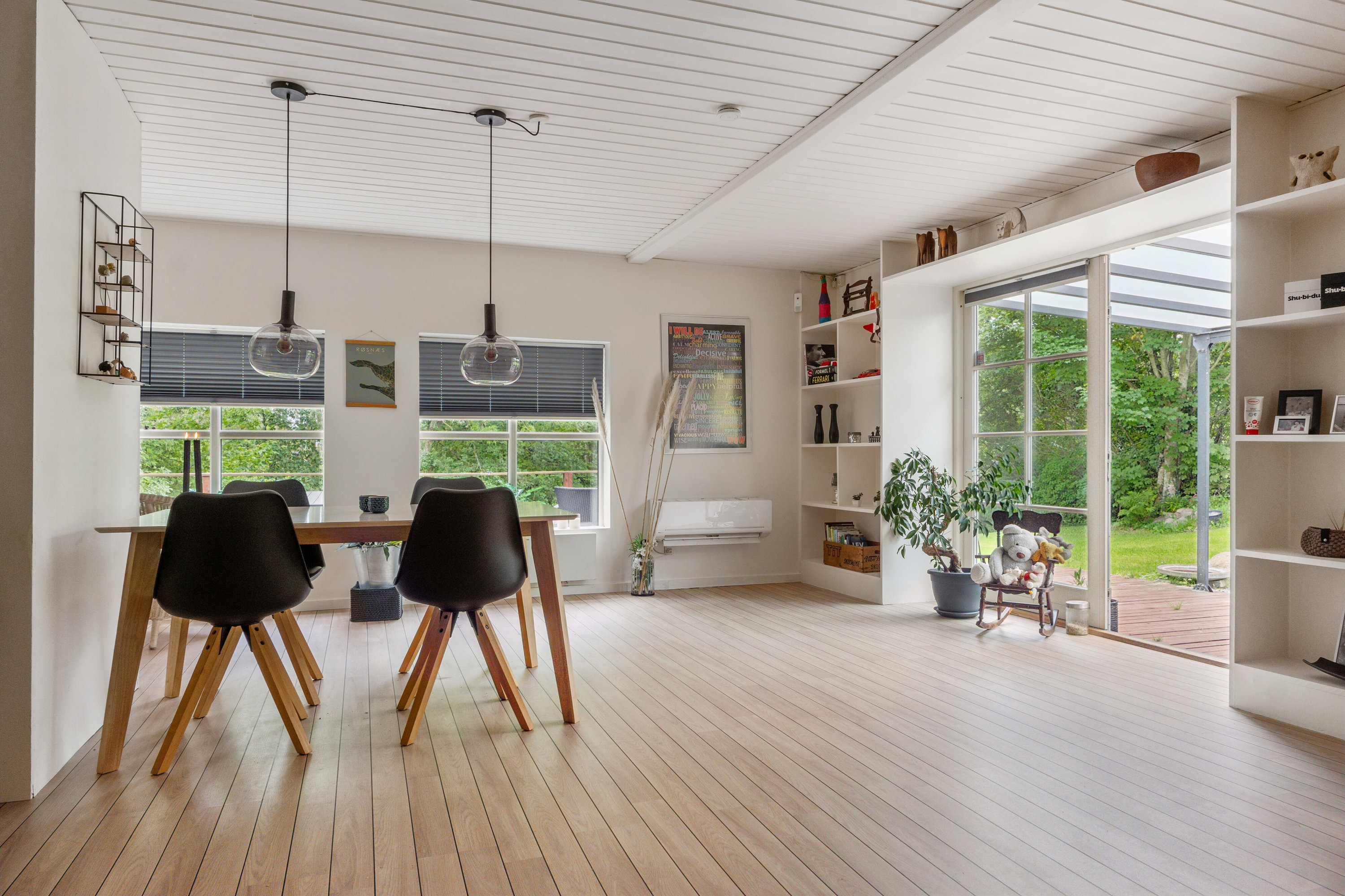 Fremhævet spisestue billede i fuldskærmstilstand. Billede af Bredekilde 100, 4400 Kalundborg