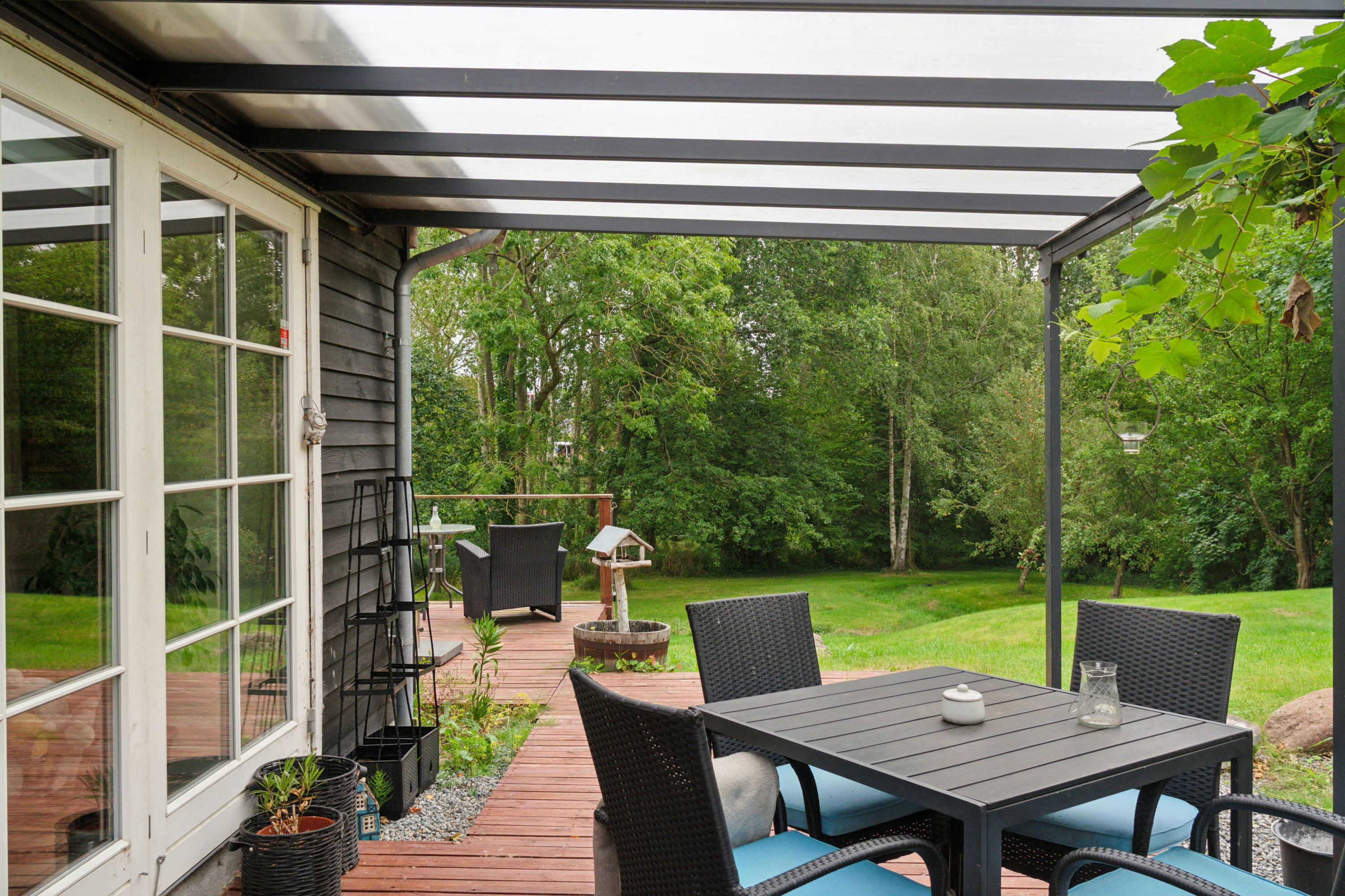 Fremhævet overdækket terrasse billede i fuldskærmstilstand. Billede af Bredekilde 100, 4400 Kalundborg