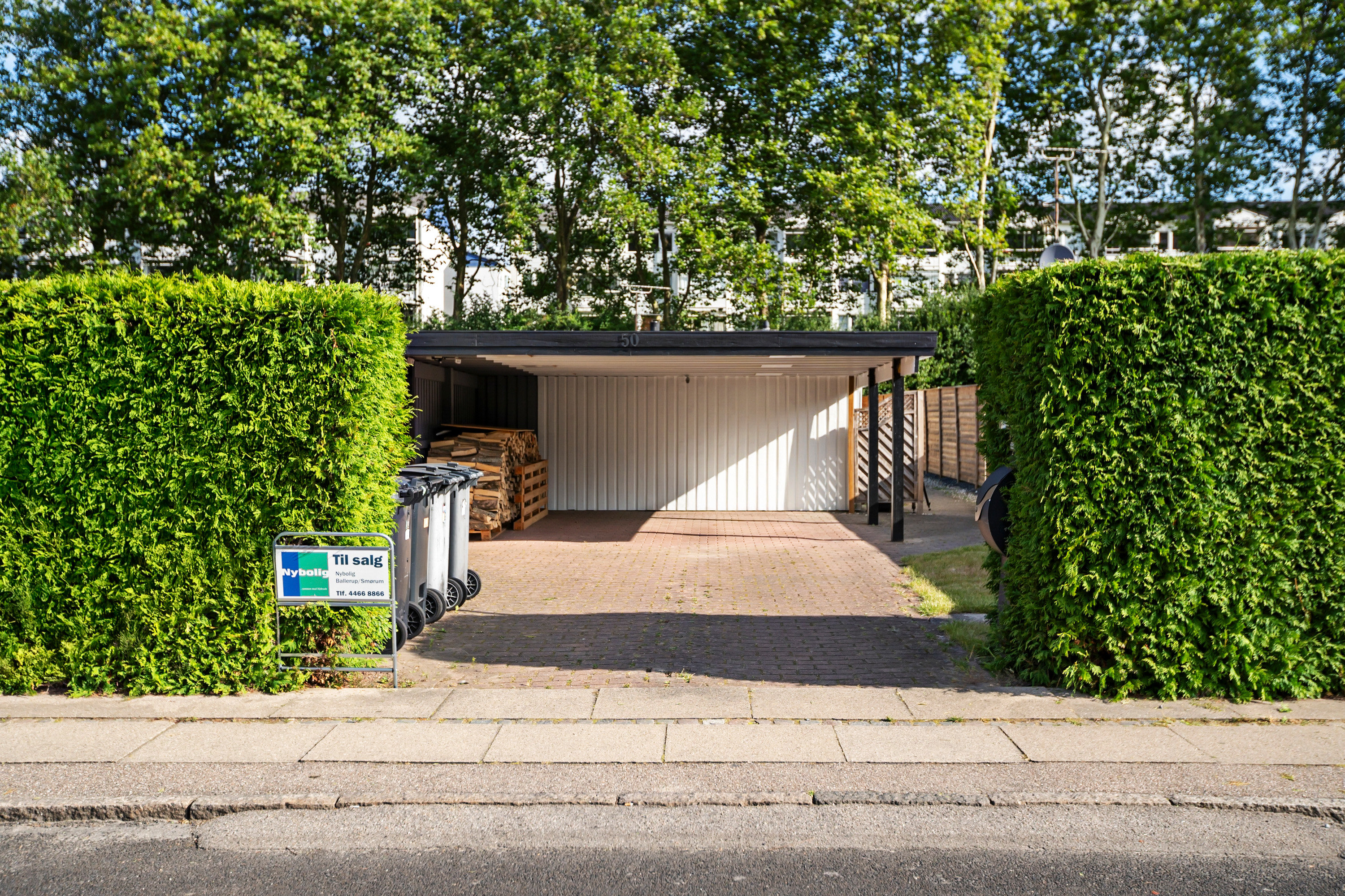 Fremhævet ude billede i fuldskærmstilstand. Billede af Roasvej 50, 2750 Ballerup