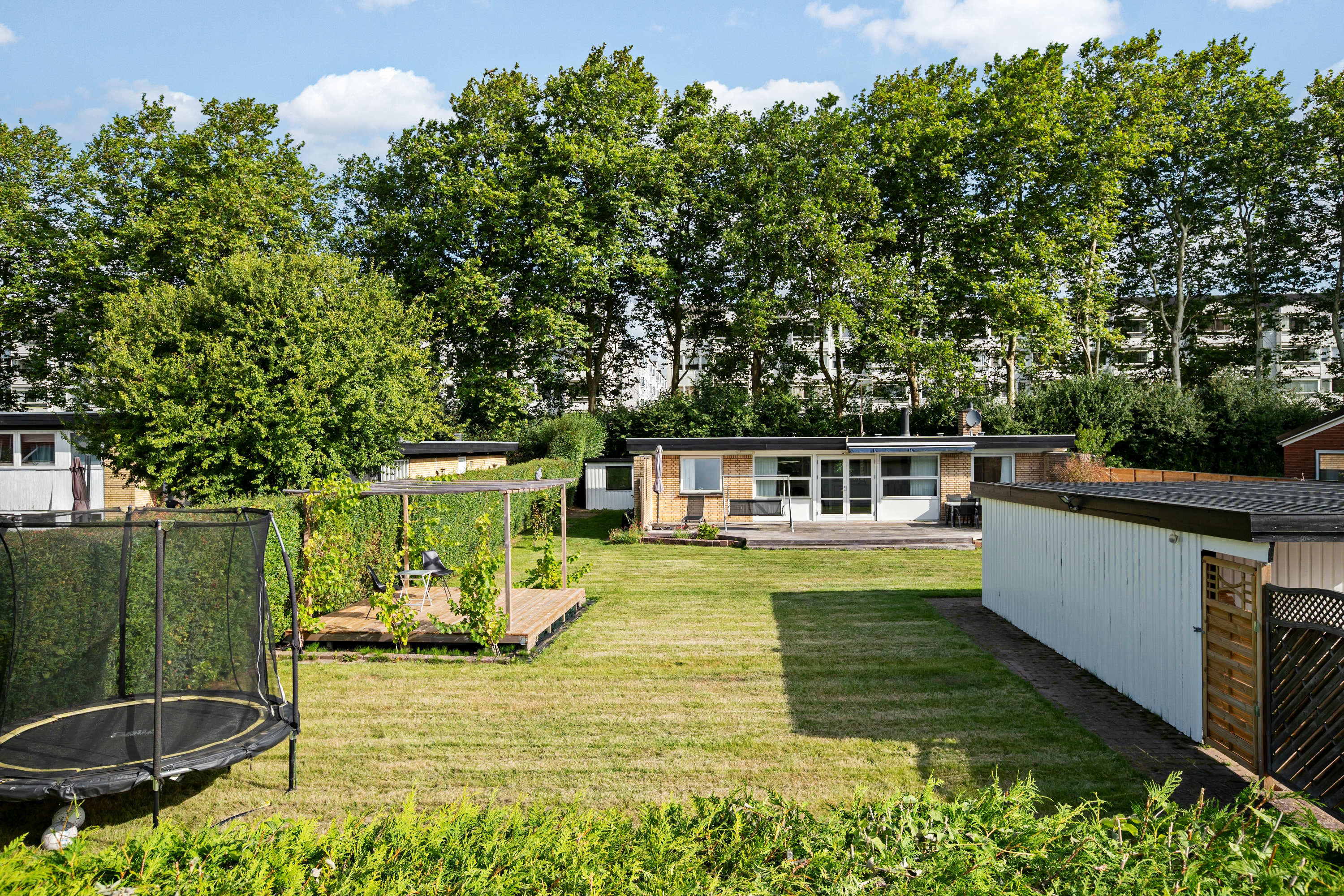 Fremhævet ude billede i fuldskærmstilstand. Billede af Roasvej 50, 2750 Ballerup