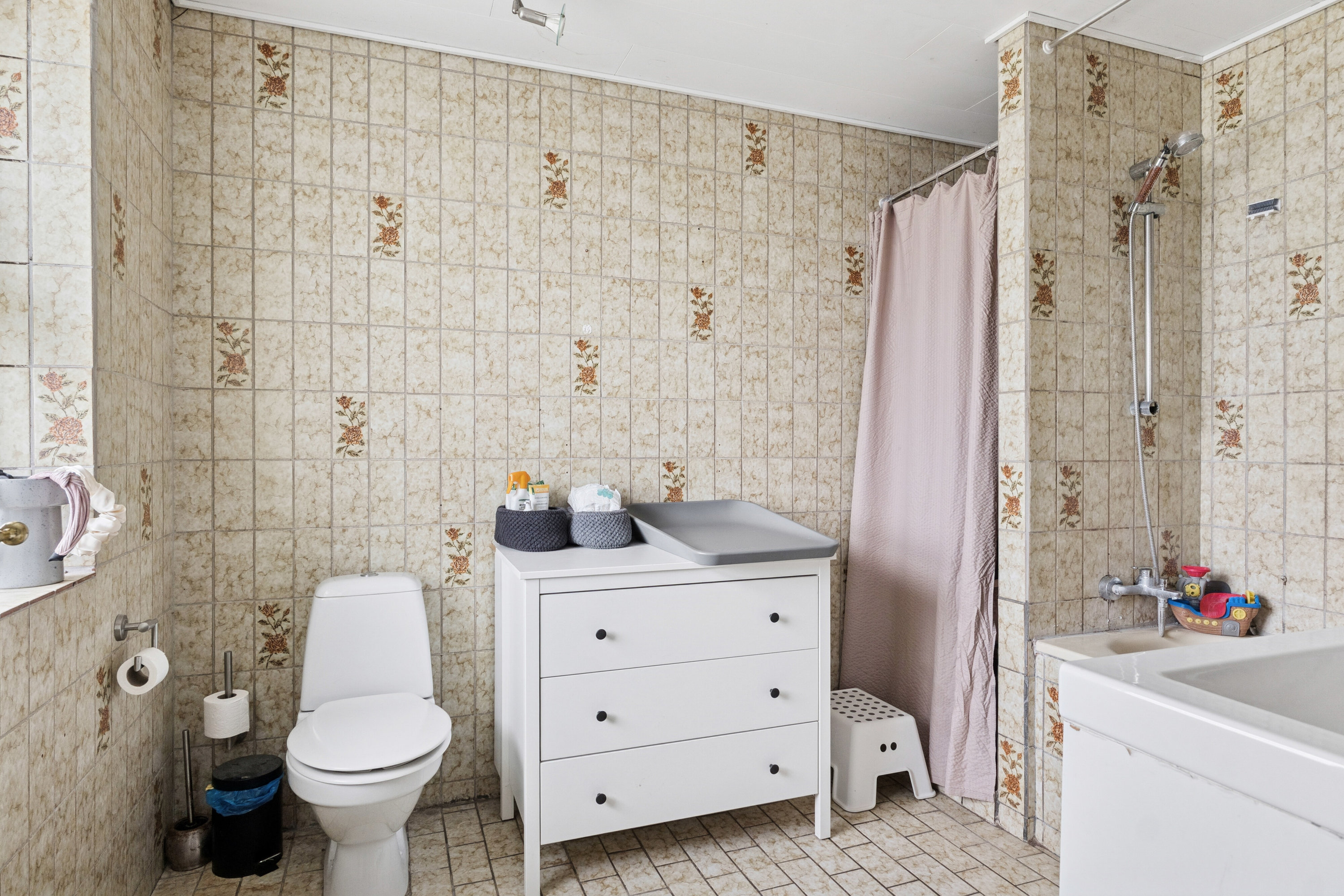 Fremhævet badeværelse billede i fuldskærmstilstand. Billede af Stærgårdsvangen 29, 4550 Asnæs