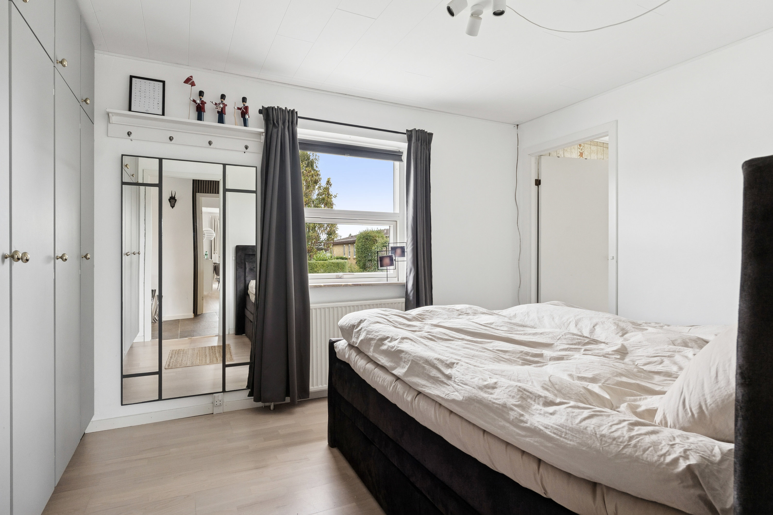 Fremhævet soveværelse billede i fuldskærmstilstand. Billede af Stærgårdsvangen 29, 4550 Asnæs