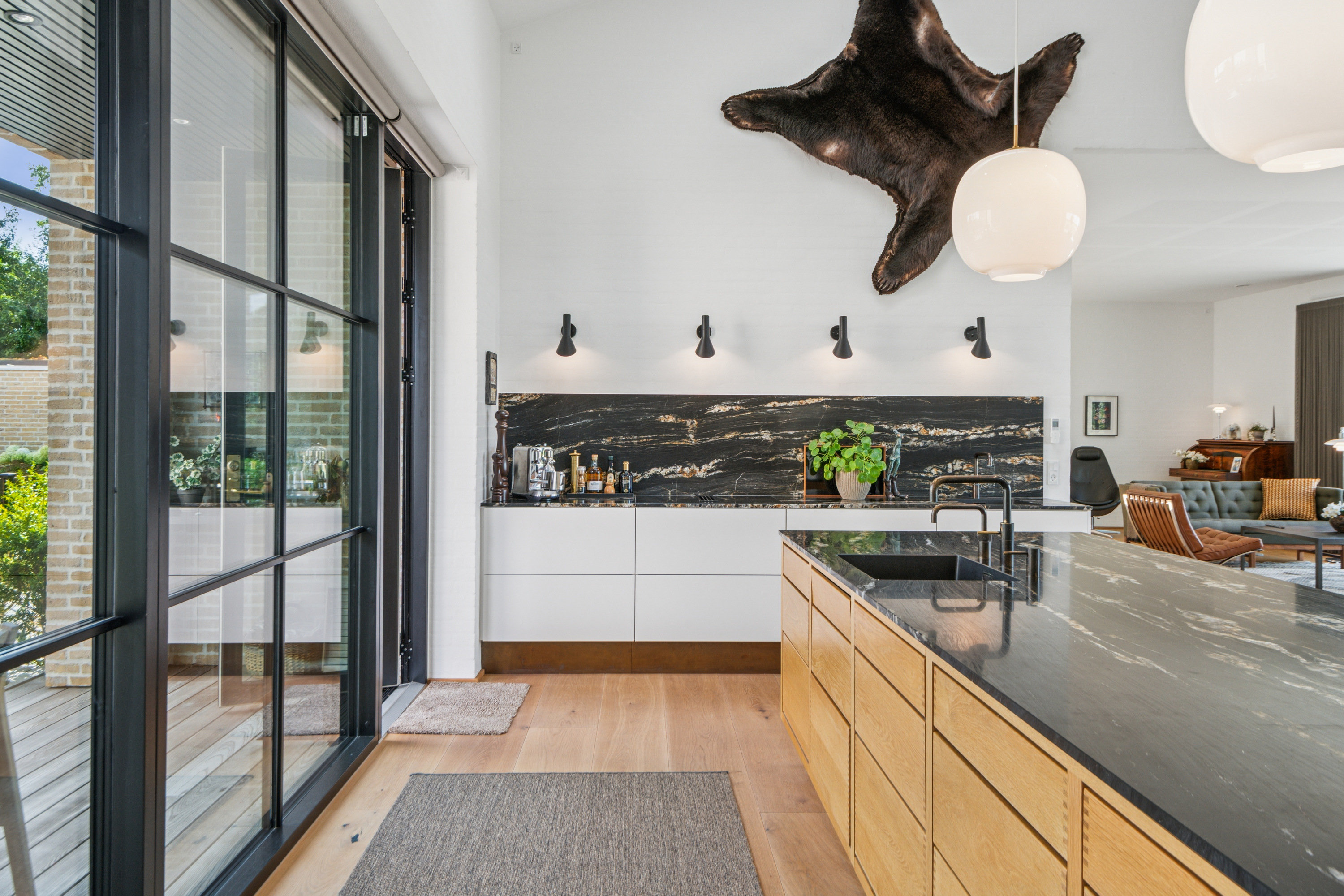 Fremhævet køkken billede i fuldskærmstilstand. Billede af Carlo Wognsens Vej 12, 9000 Aalborg