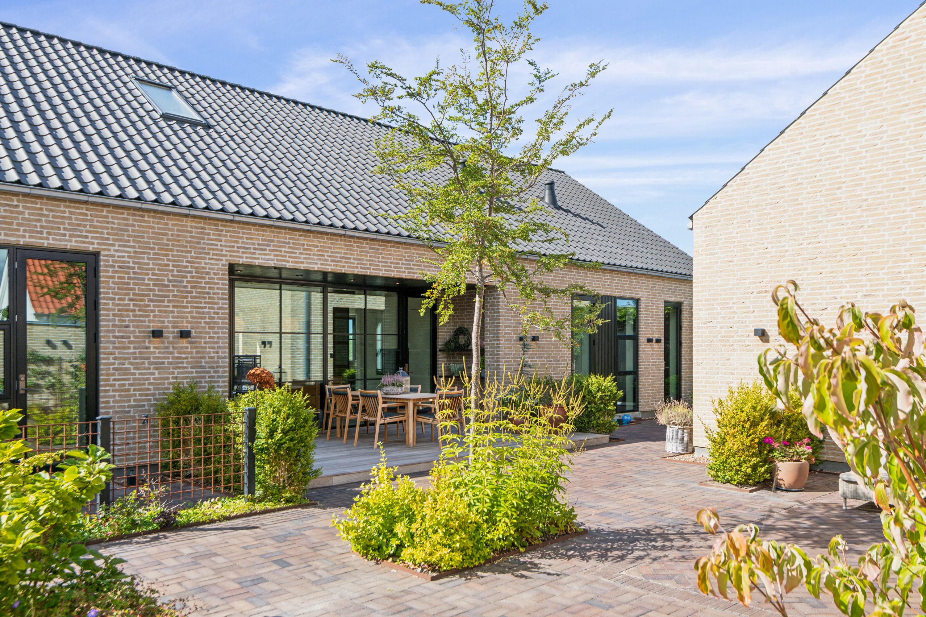 Fremhævet ejendom 1 billede i fuldskærmstilstand. Billede af Carlo Wognsens Vej 12, 9000 Aalborg