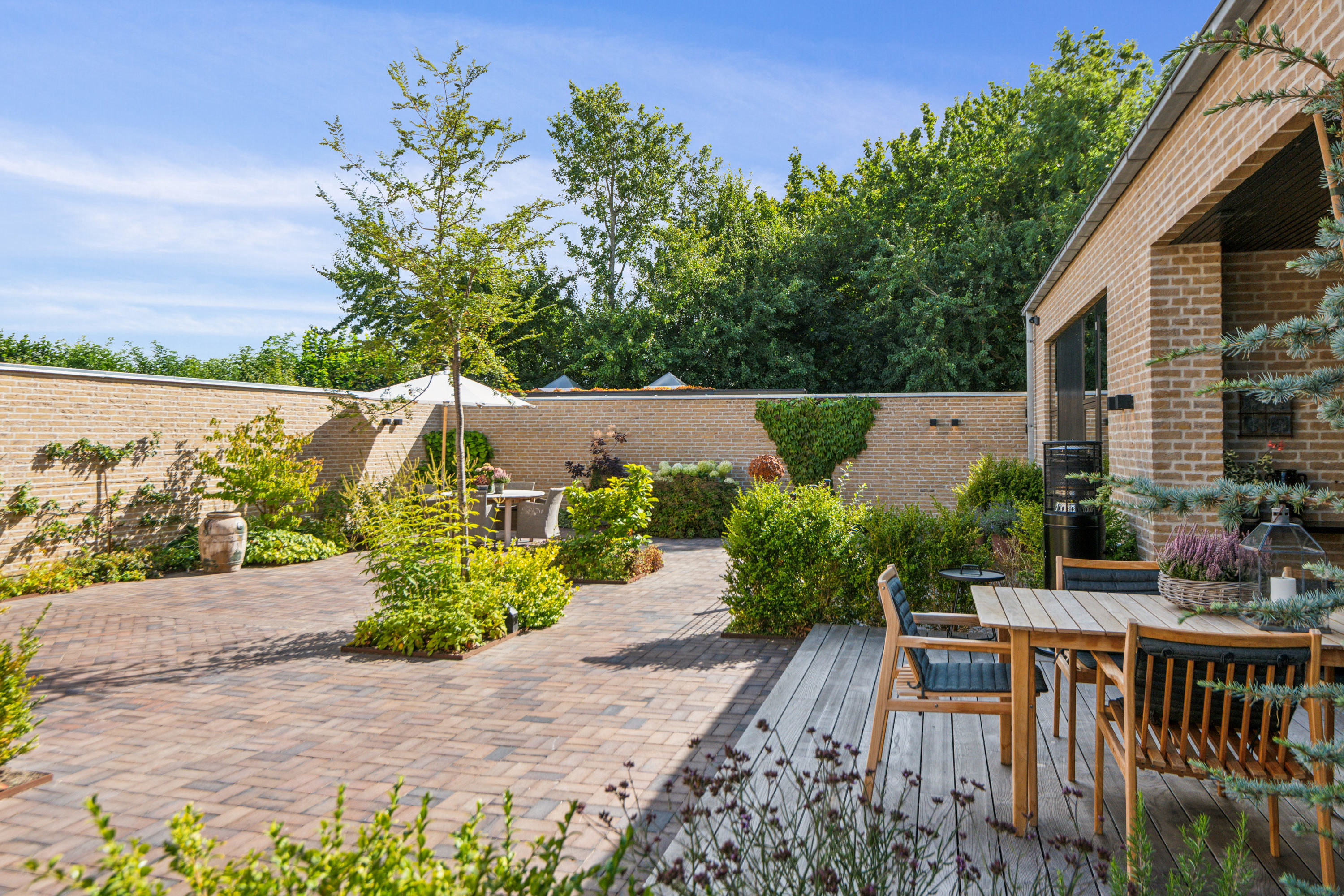 Fremhævet ejendom 1 billede i fuldskærmstilstand. Billede af Carlo Wognsens Vej 12, 9000 Aalborg