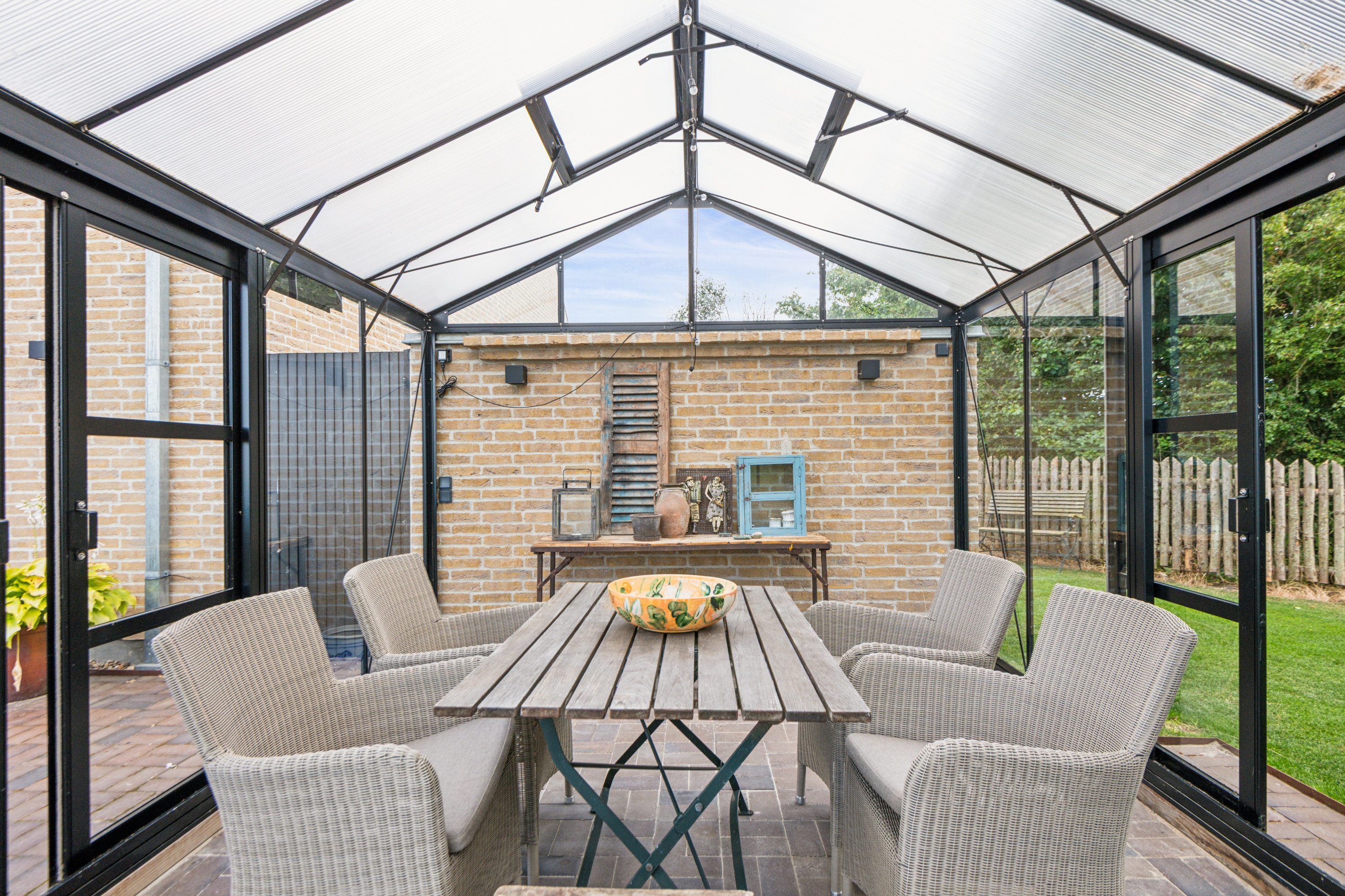 Fremhævet terrasse billede i fuldskærmstilstand. Billede af Carlo Wognsens Vej 12, 9000 Aalborg