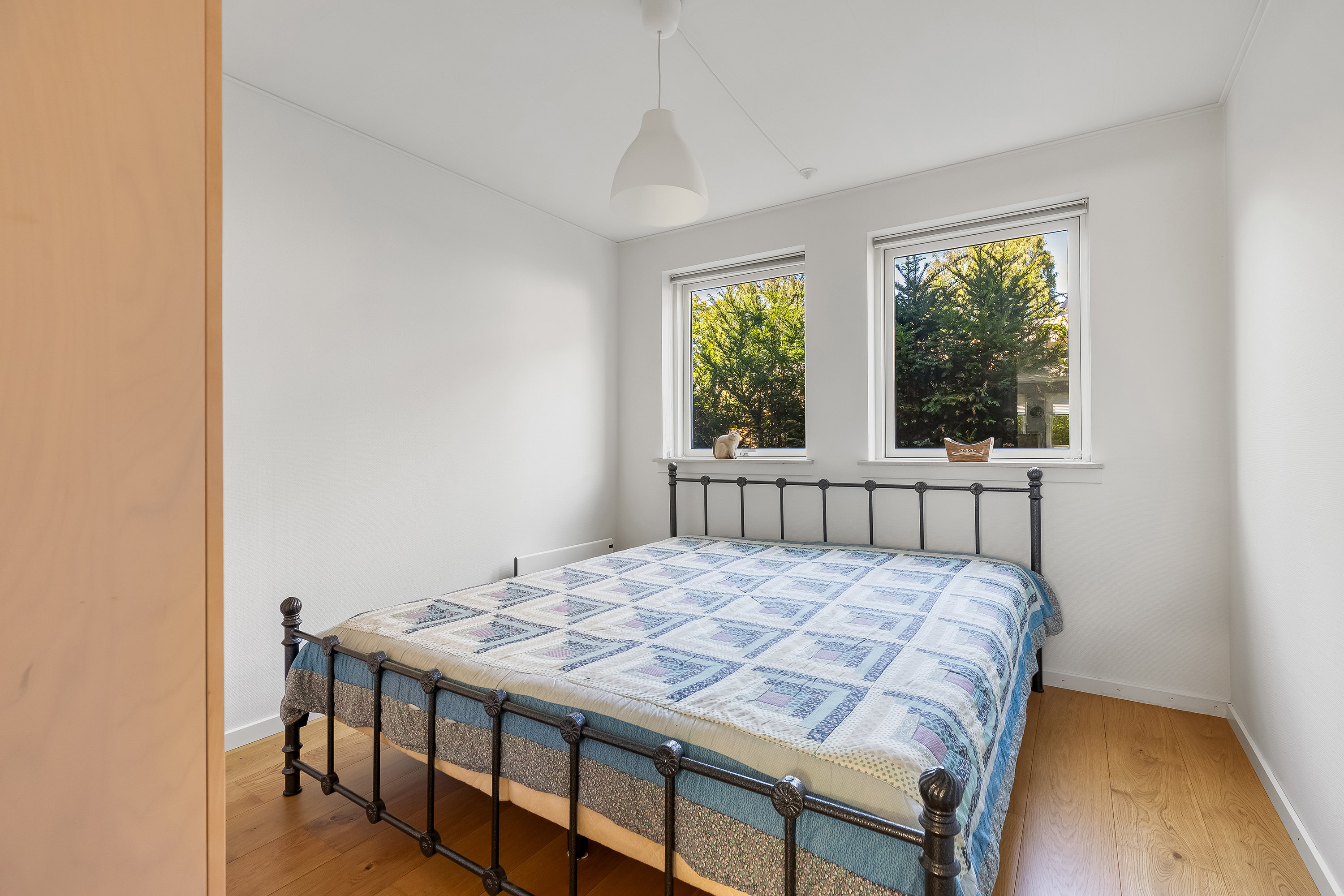 Fremhævet værelse billede i fuldskærmstilstand. Billede af Kalvehavevej 54B, 3250 Gilleleje