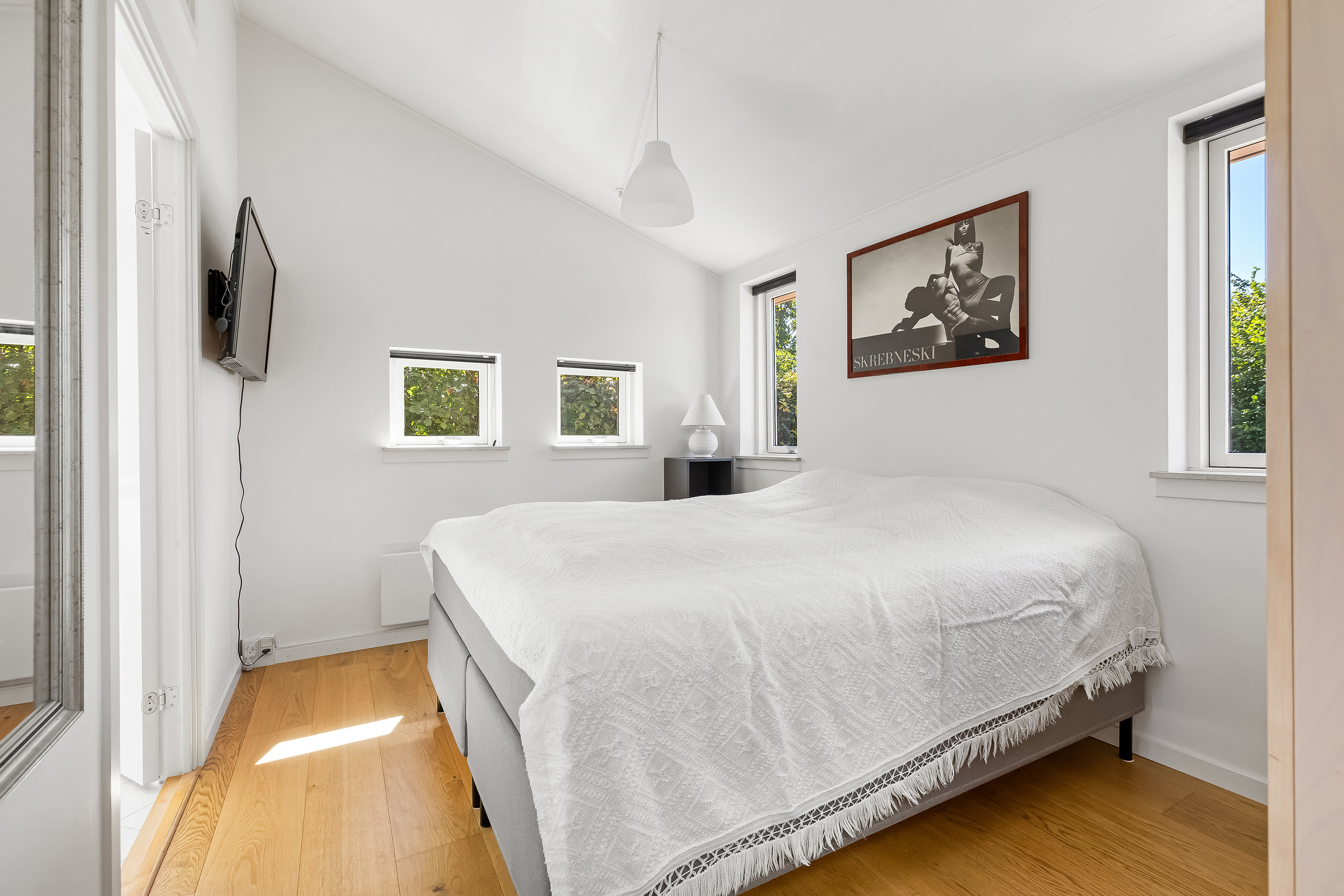 Fremhævet soveværelse billede i fuldskærmstilstand. Billede af Kalvehavevej 54B, 3250 Gilleleje