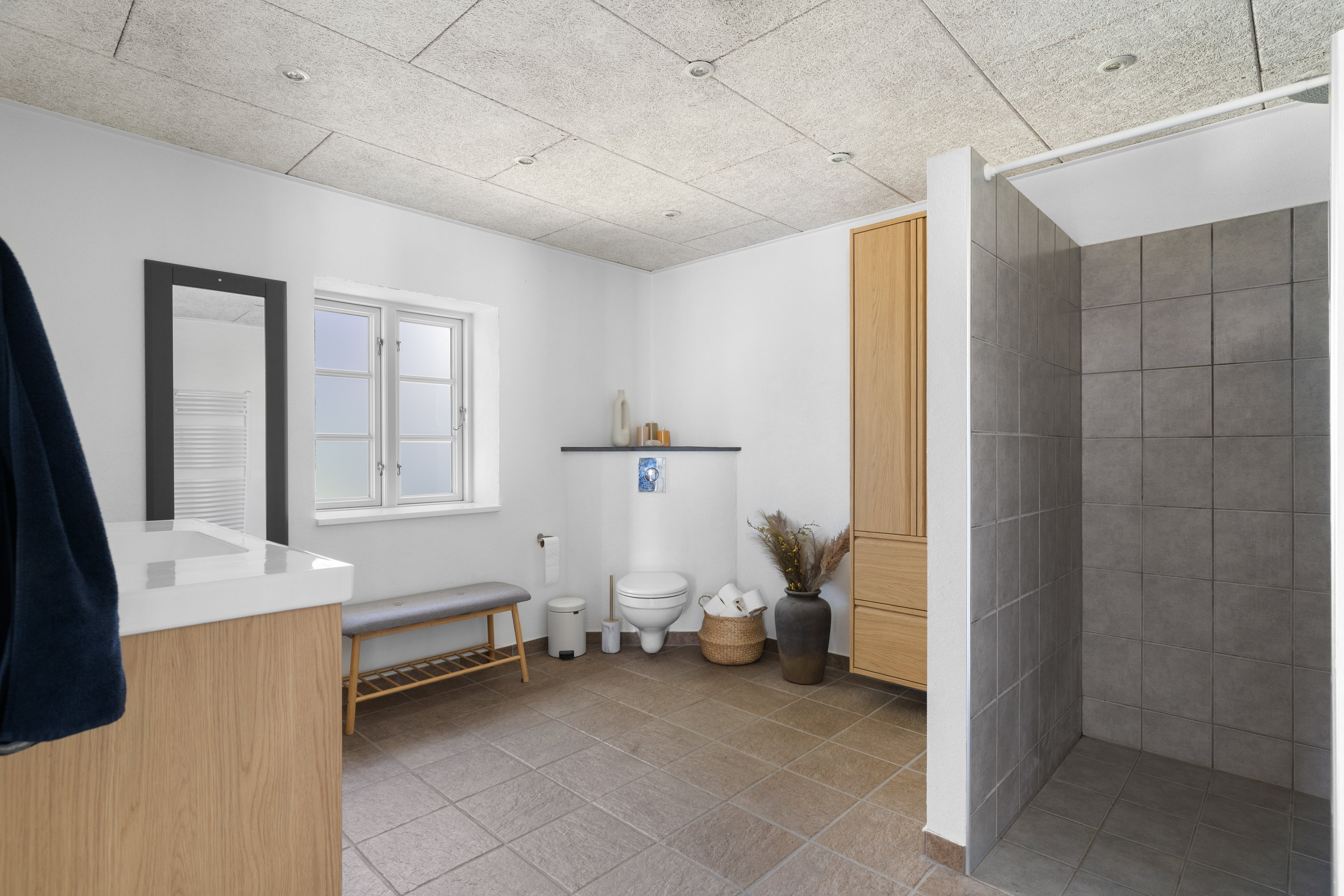 Fremhævet badeværelse billede i fuldskærmstilstand. Billede af Lydingevej 6, Lydinge, 5750 Ringe