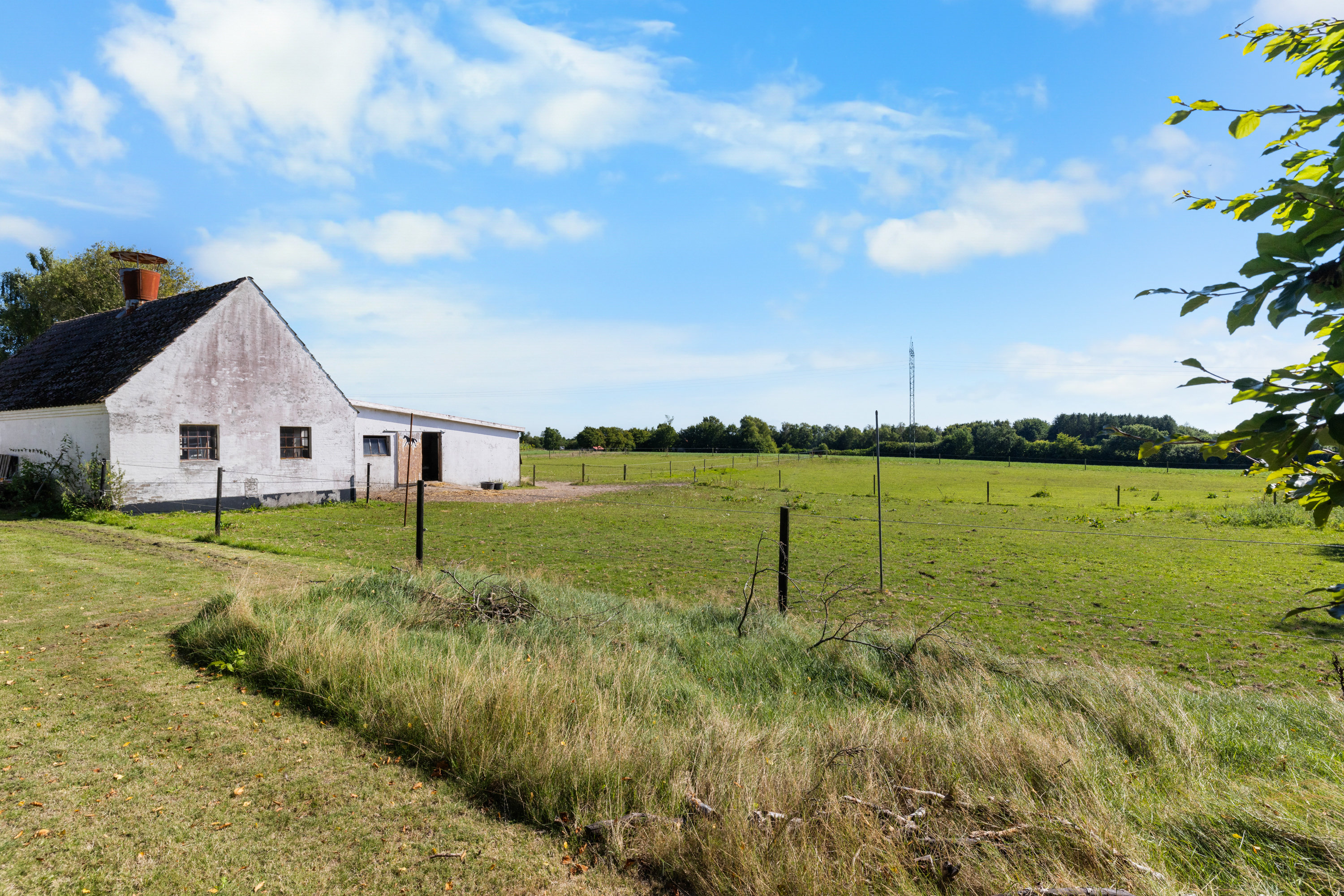 Fremhævet facade billede i fuldskærmstilstand. Billede af Lydingevej 6, Lydinge, 5750 Ringe