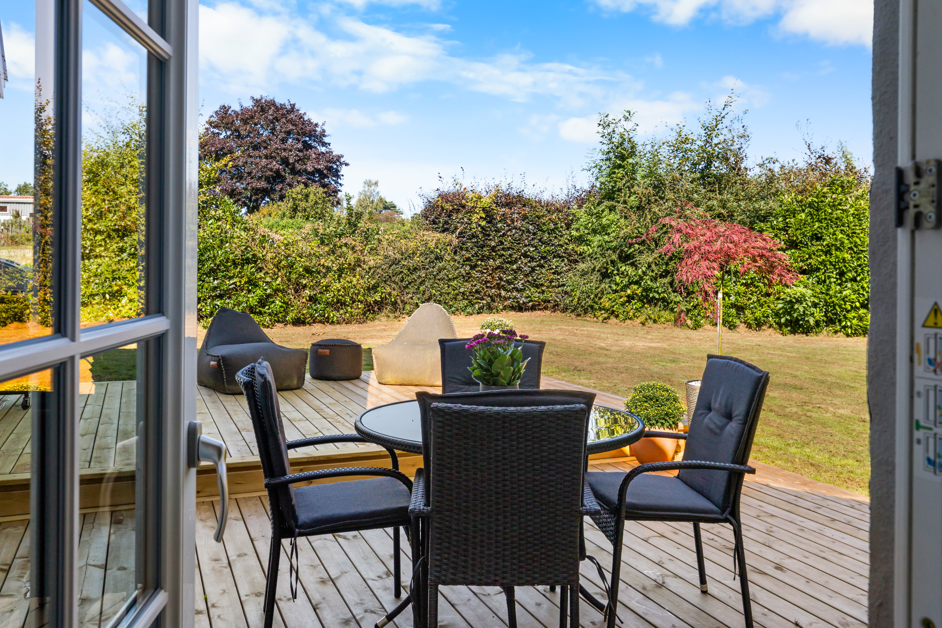 Fremhævet terrasse billede i fuldskærmstilstand. Billede af Lydingevej 6, Lydinge, 5750 Ringe