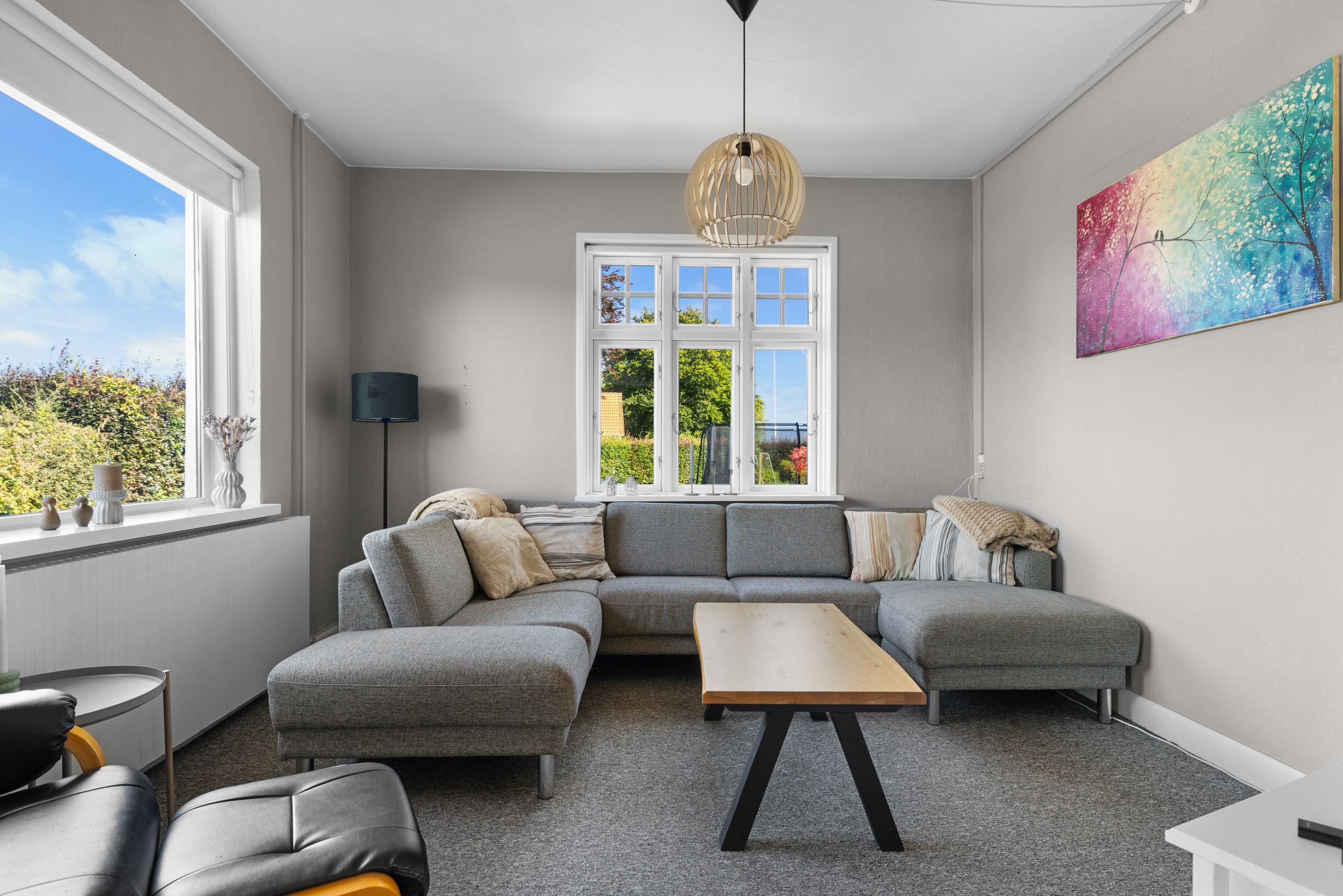 Fremhævet stue billede i fuldskærmstilstand. Billede af Lydingevej 6, Lydinge, 5750 Ringe