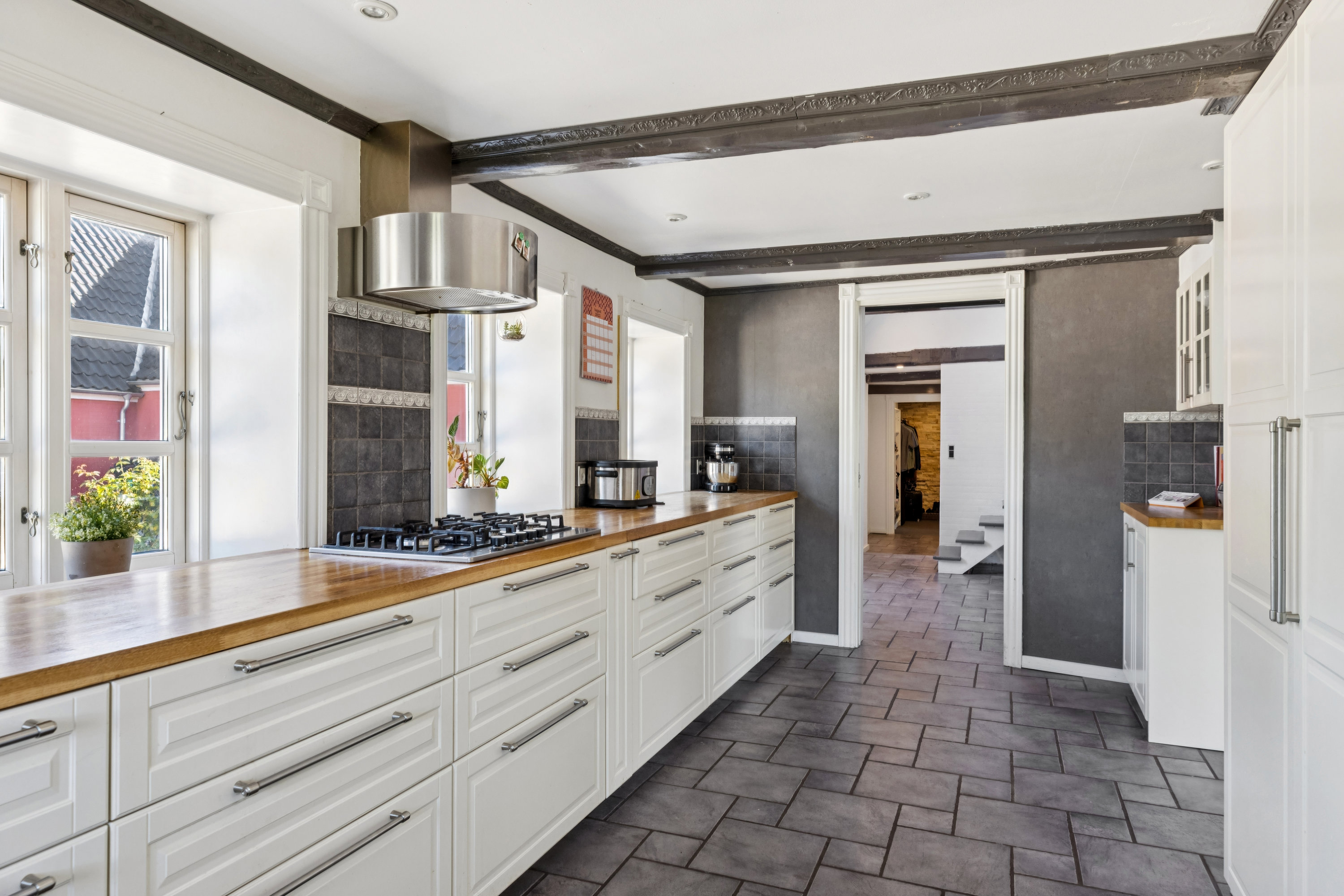 Fremhævet køkken billede i fuldskærmstilstand. Billede af Havevej 8, Kærbøl, 6760 Ribe