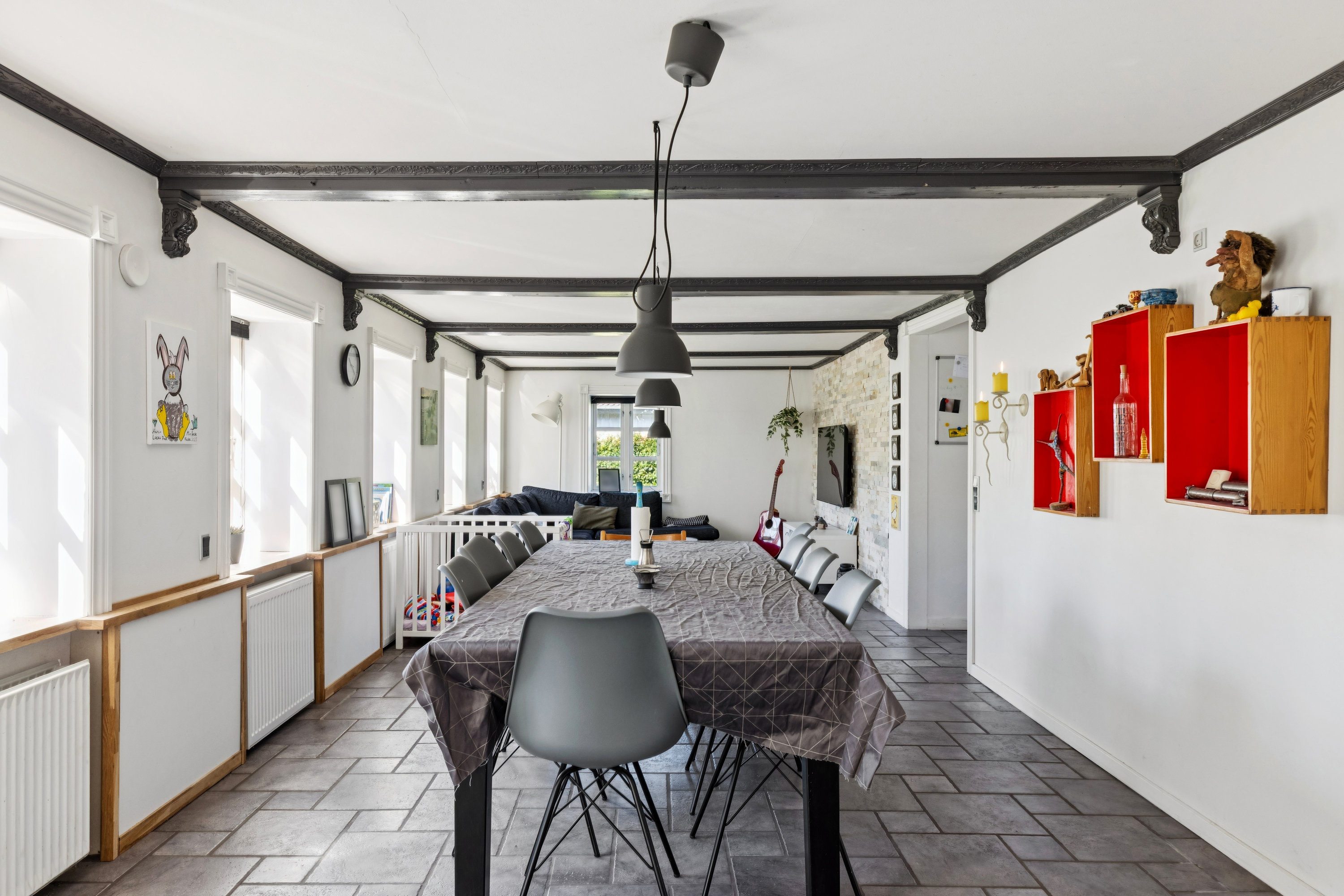 Fremhævet stue billede i fuldskærmstilstand. Billede af Havevej 8, Kærbøl, 6760 Ribe