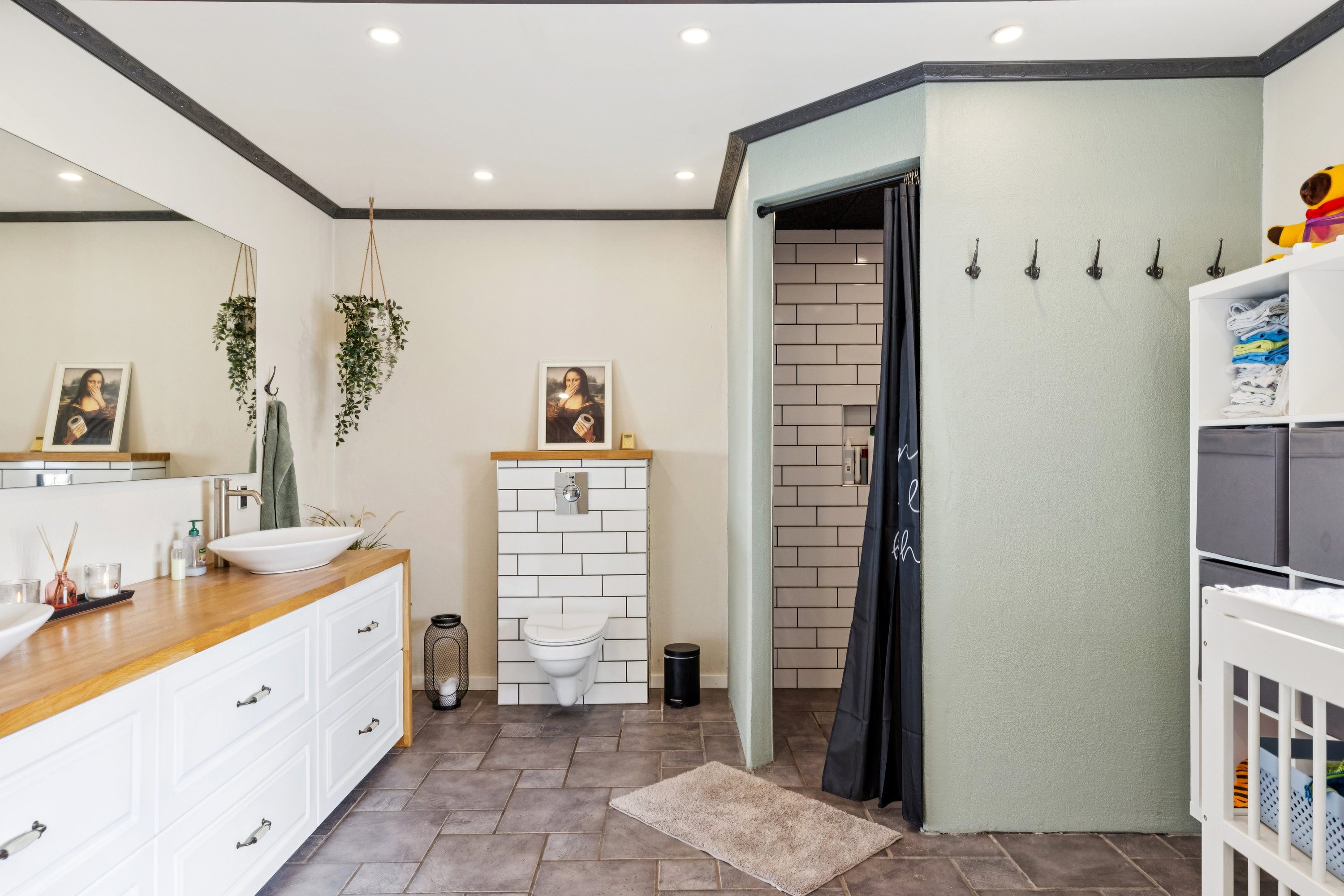 Fremhævet badeværelse billede i fuldskærmstilstand. Billede af Havevej 8, Kærbøl, 6760 Ribe