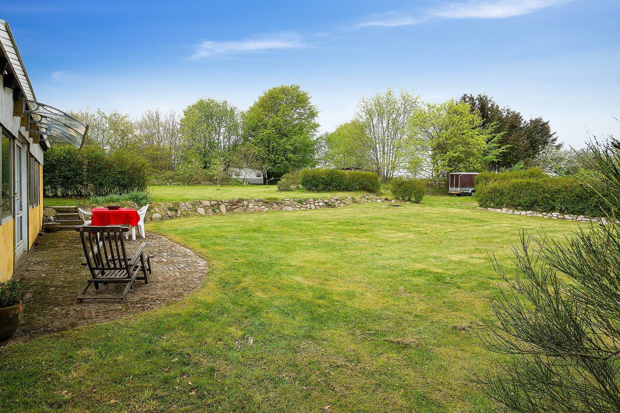 Fremhævet have billede i fuldskærmstilstand. Billede af Kirkevej 137, Tolnekirkeby, 9870 Sindal