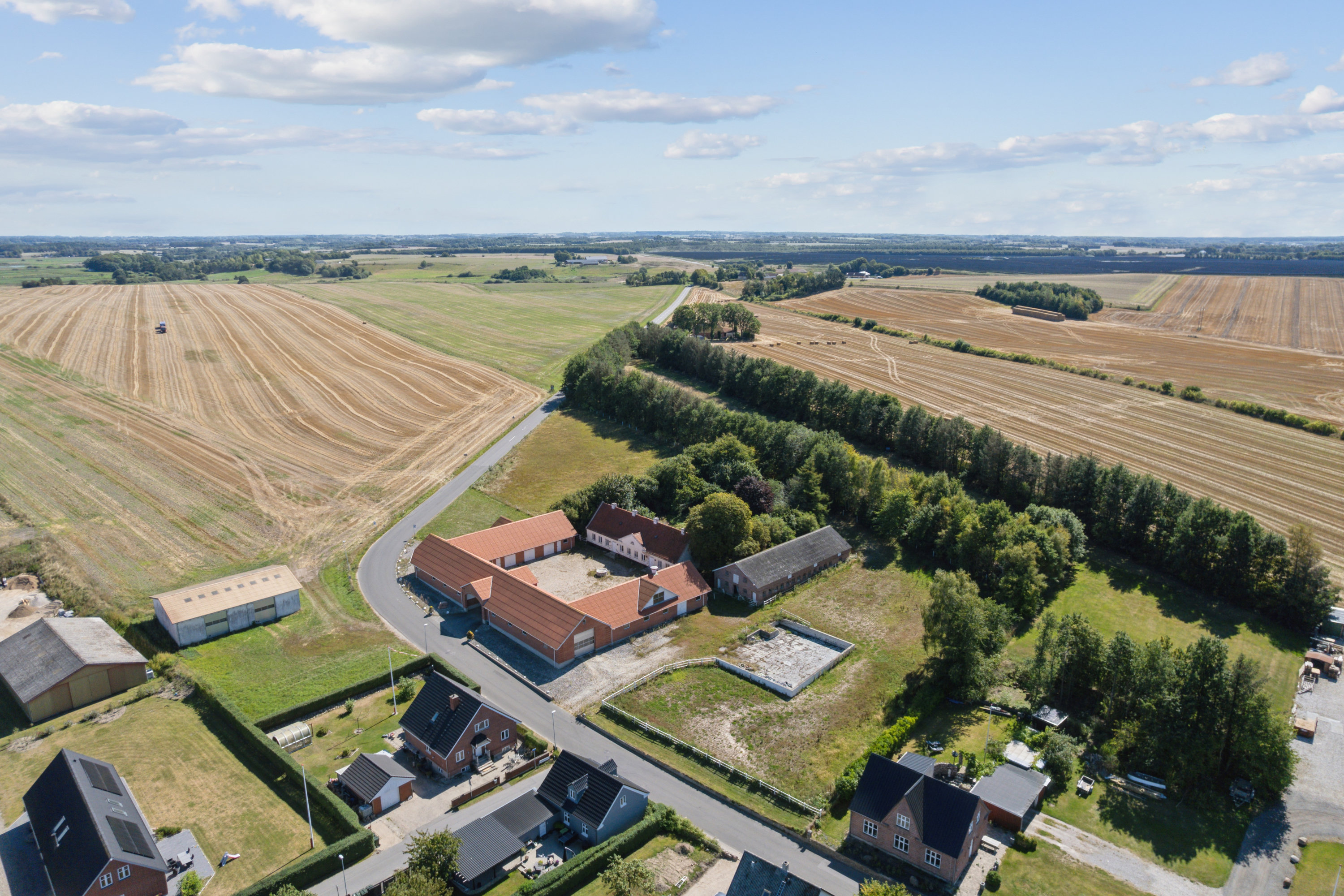 Fremhævet luftfoto billede i fuldskærmstilstand. Billede af Nødagervej 26, 8560 Kolind