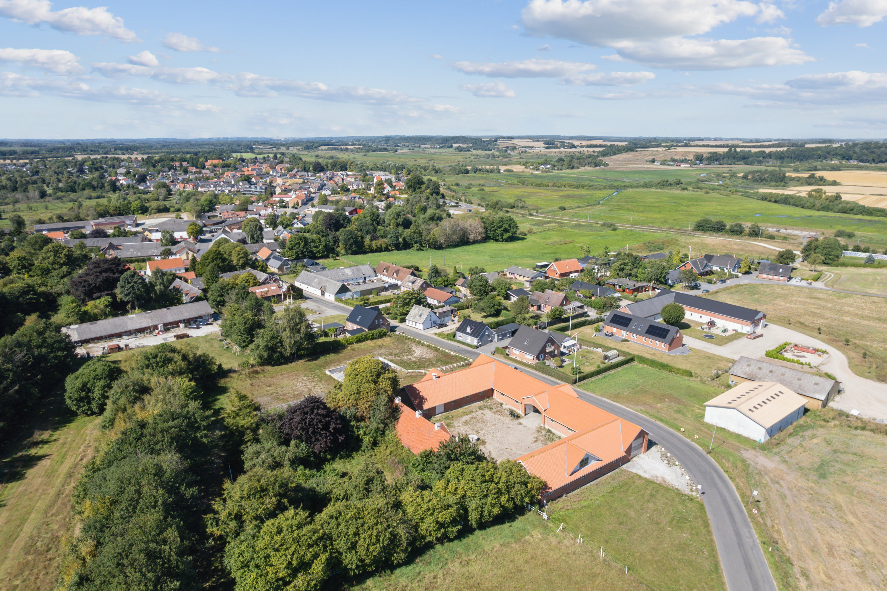 Fremhævet luftfoto billede i fuldskærmstilstand. Billede af Nødagervej 26, 8560 Kolind