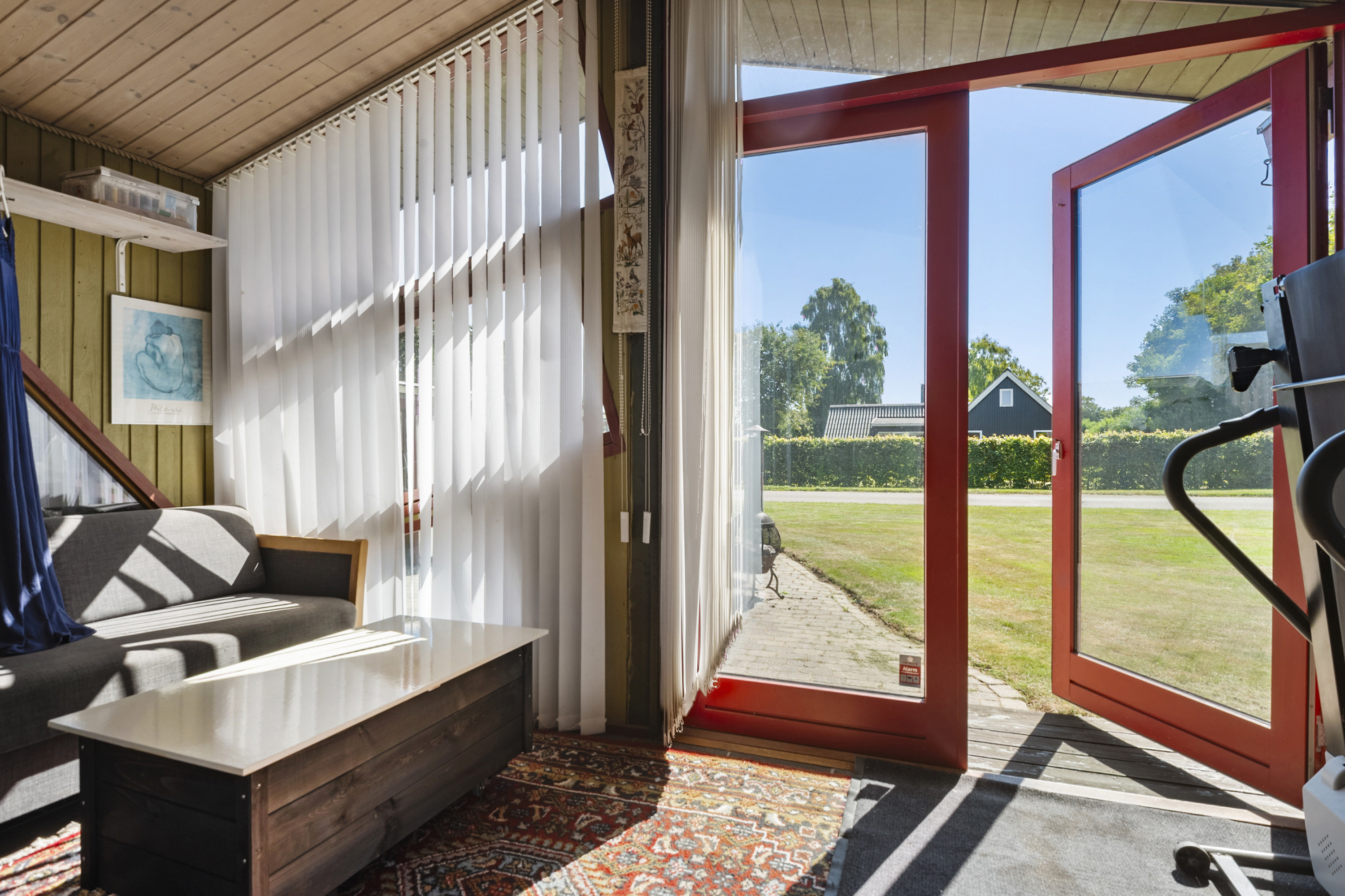 Fremhævet entré billede i fuldskærmstilstand. Billede af Pouli Nielsensvej 57, Kysing Næs, 8300 Odder