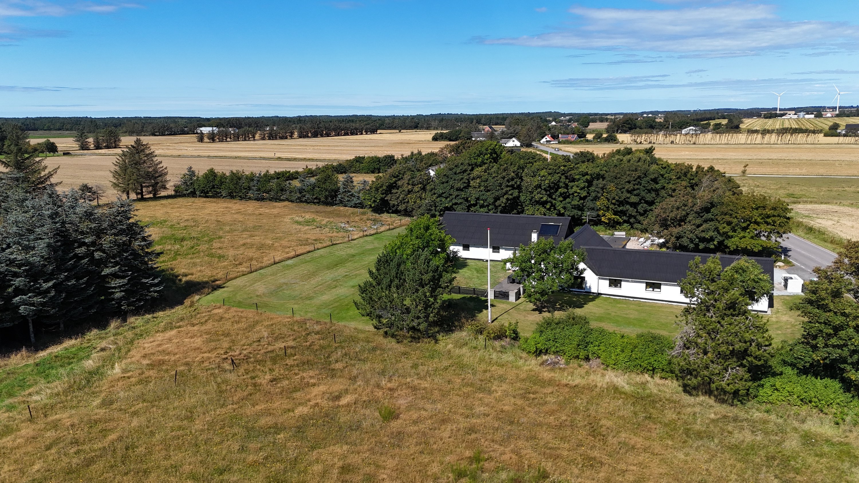 Fremhævet  billede i fuldskærmstilstand. Billede af Kvorupvej 161, 9490 Pandrup