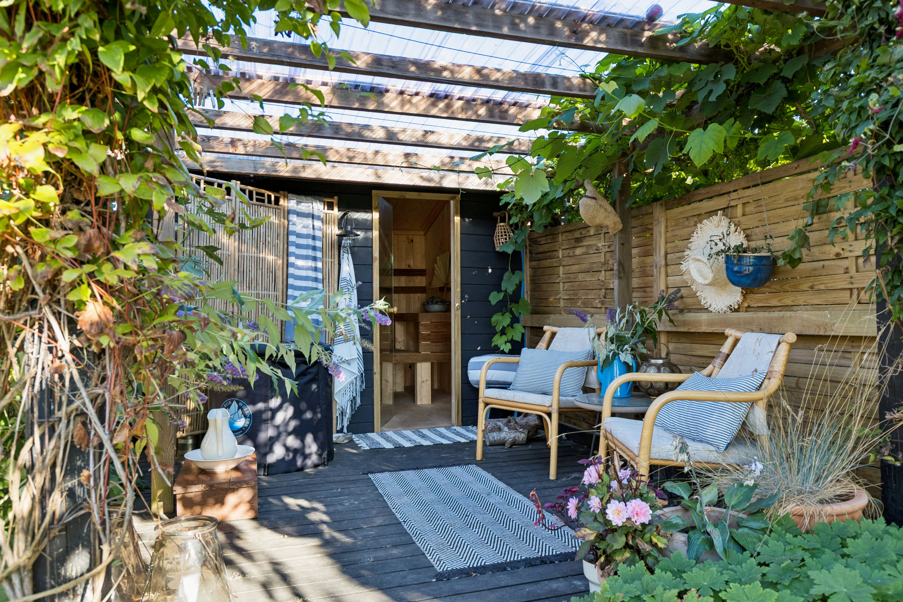 Fremhævet terrasse billede i fuldskærmstilstand. Billede af Havnsøgårdsvej 47, Havnsø, 4591 Føllenslev