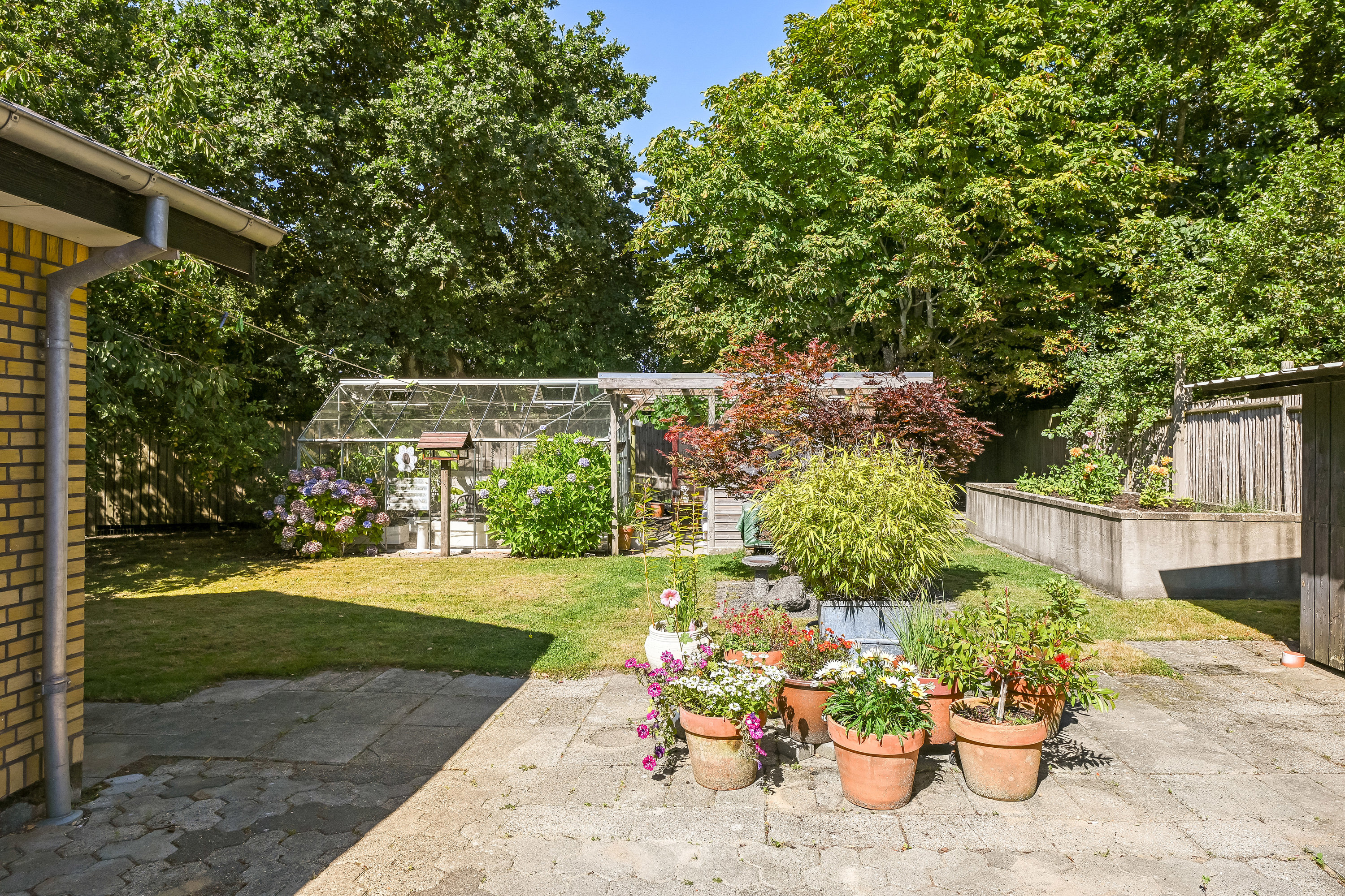 Fremhævet have billede i fuldskærmstilstand. Billede af Åskrænten 36, 6710 Esbjerg V