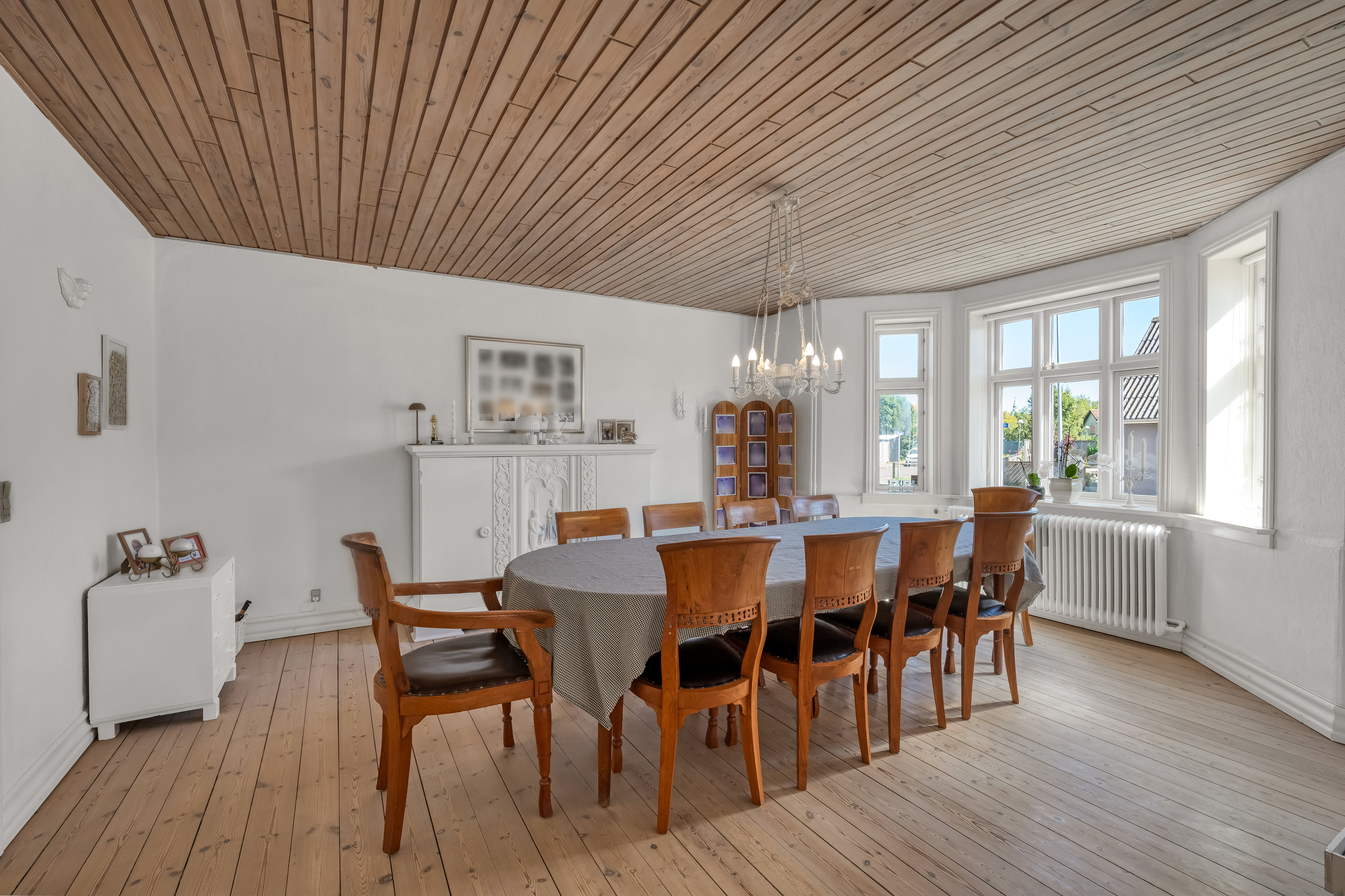 Fremhævet stue billede i fuldskærmstilstand. Billede af Poppelalle 14, 6900 Skjern