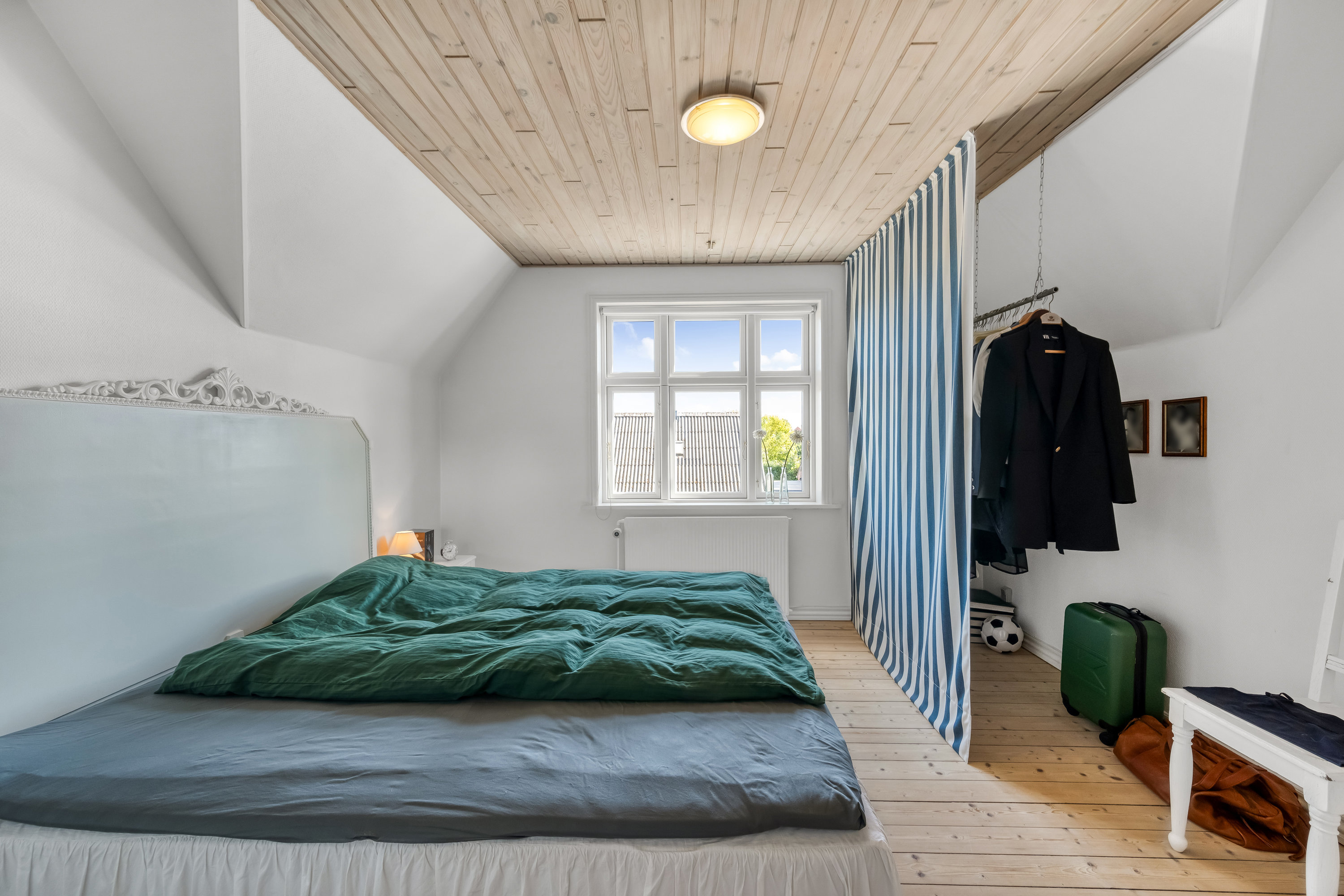 Fremhævet værelse billede i fuldskærmstilstand. Billede af Poppelalle 14, 6900 Skjern