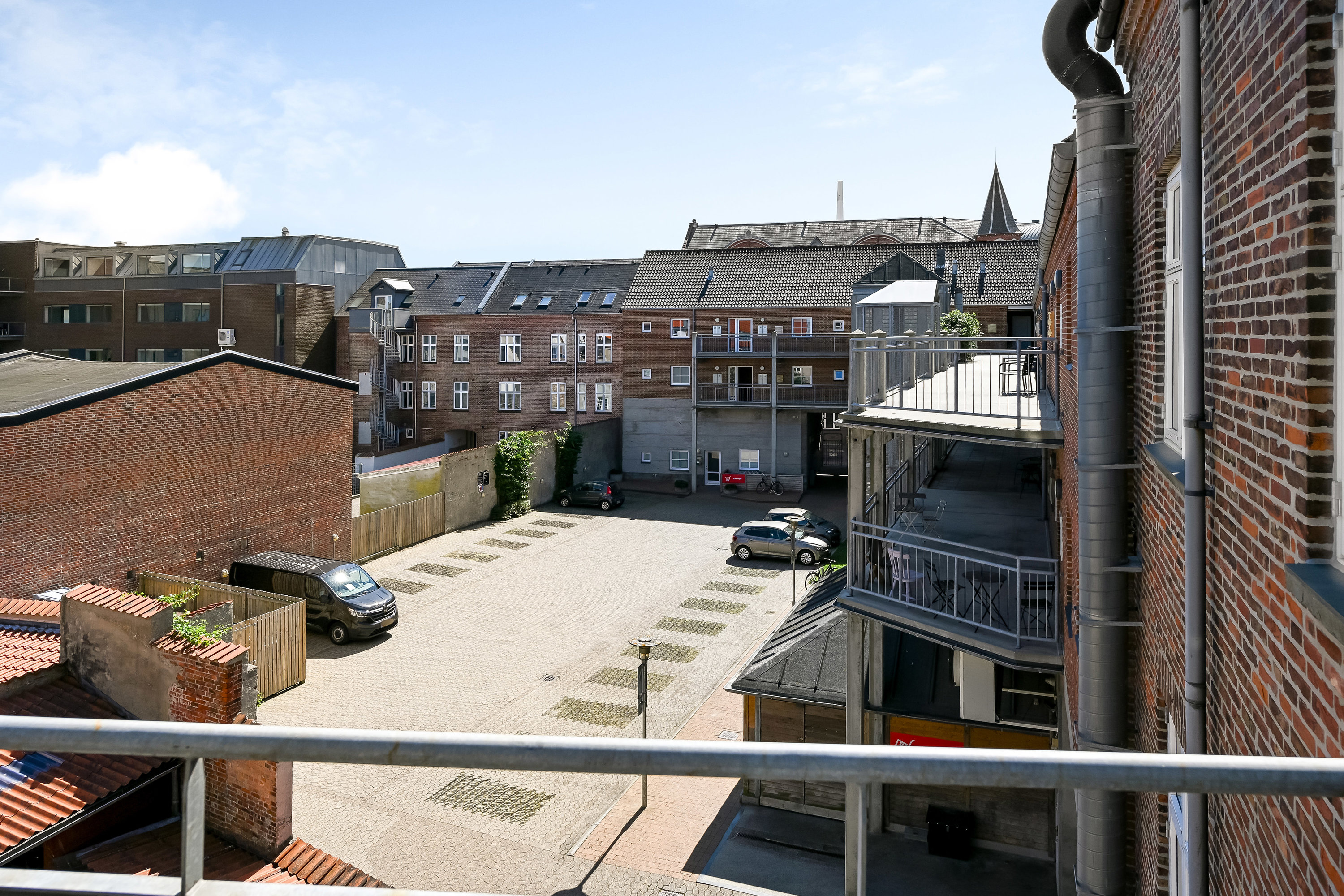 Fremhævet ejendommen billede i fuldskærmstilstand. Billede af Danmarksgade 16, 2., 6700 Esbjerg