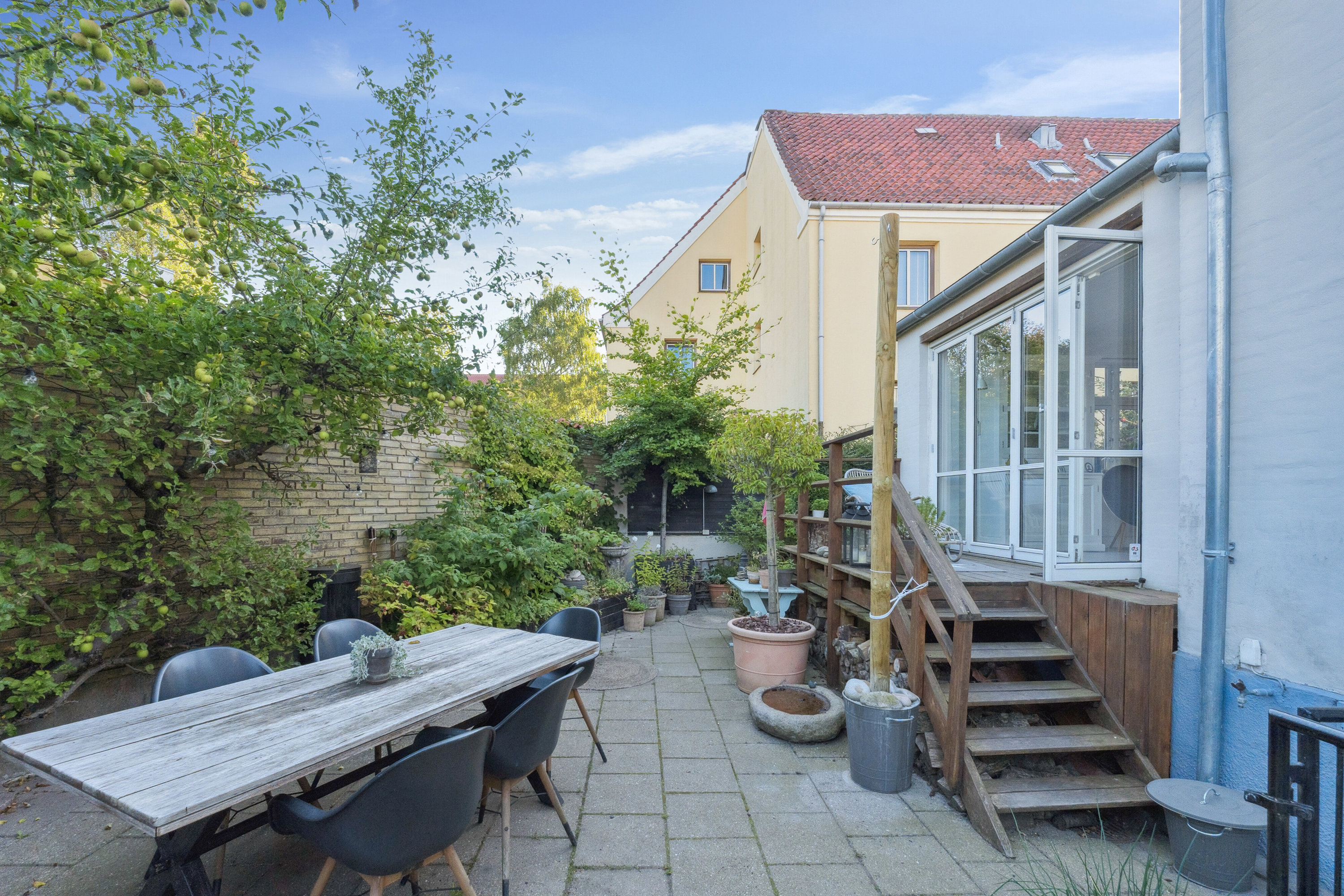 Fremhævet udendørs billede i fuldskærmstilstand. Billede af Baunehøjvej 3, 2800 Kongens Lyngby