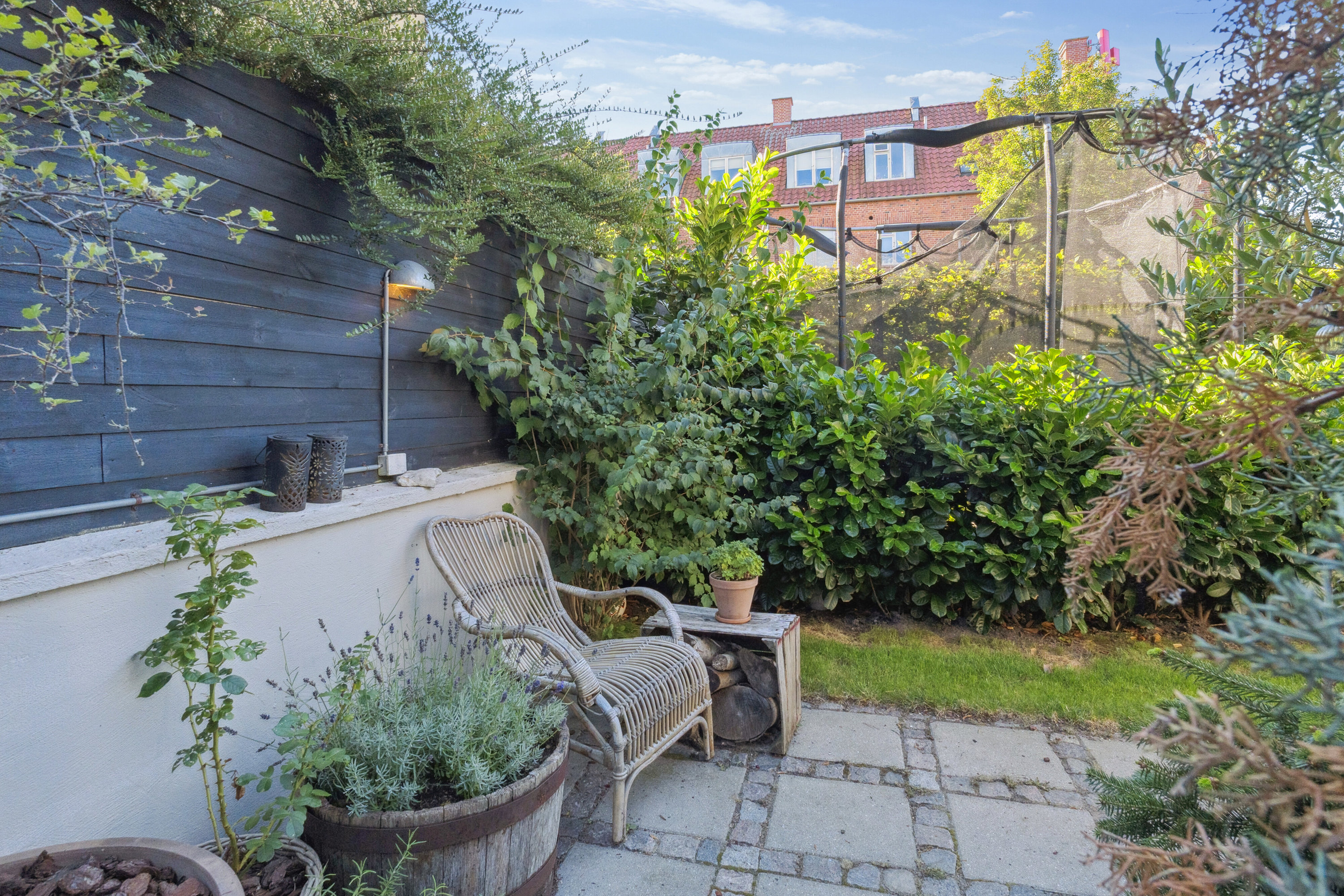 Fremhævet udendørs billede i fuldskærmstilstand. Billede af Baunehøjvej 3, 2800 Kongens Lyngby