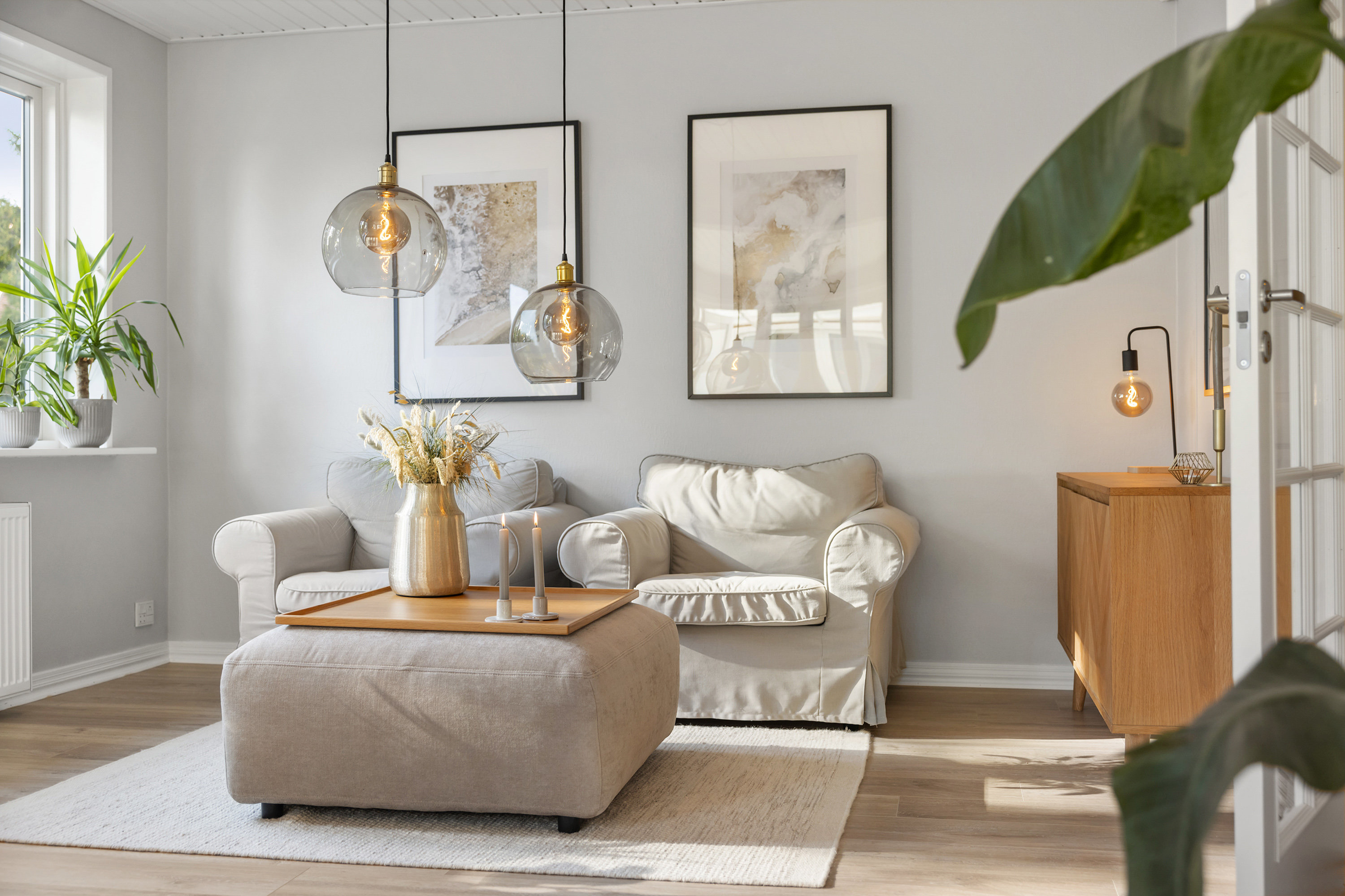 Fremhævet stue billede i fuldskærmstilstand. Billede af Overlæge Ottosens Vej 8, 9900 Frederikshavn