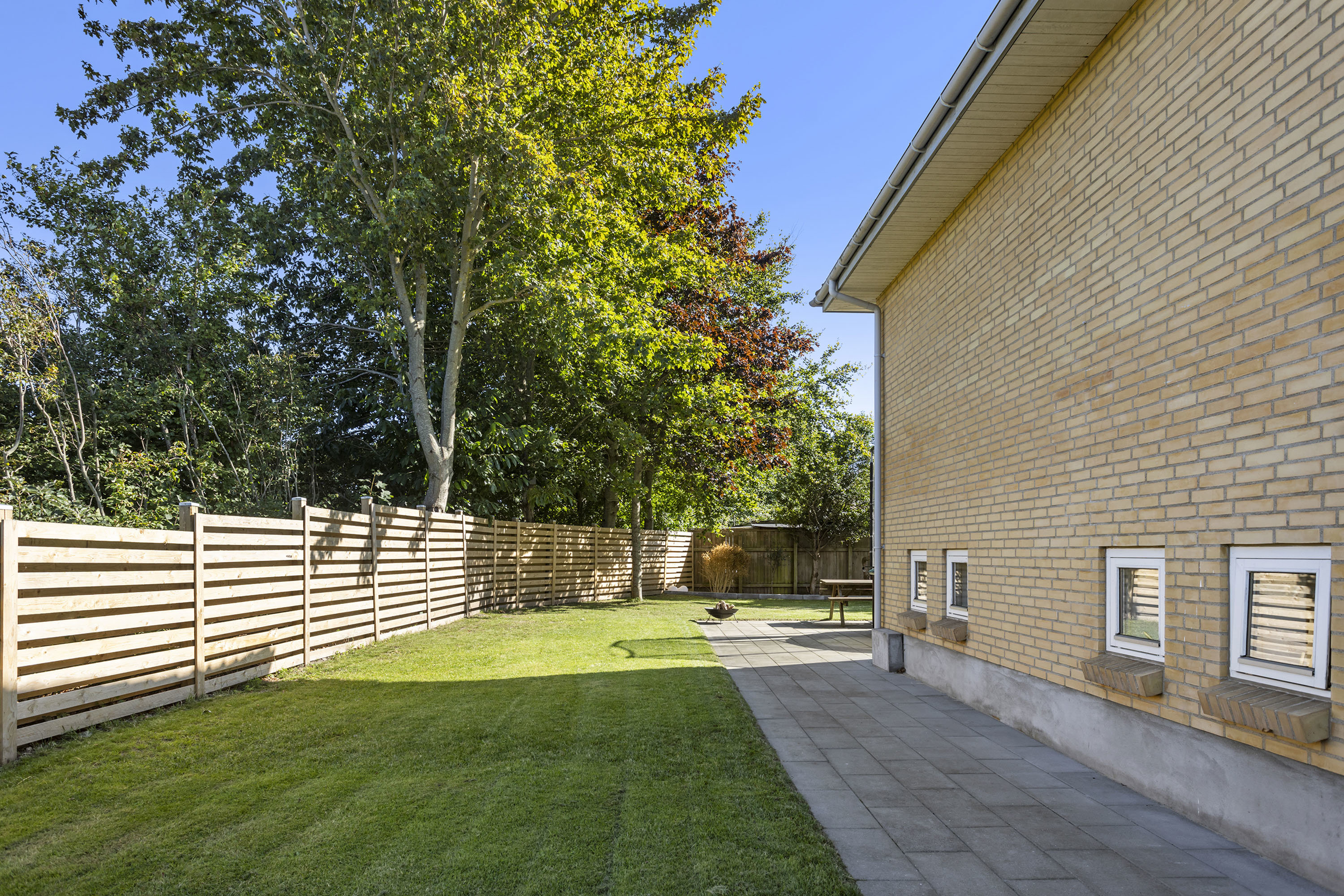 Fremhævet have billede i fuldskærmstilstand. Billede af Overlæge Ottosens Vej 8, 9900 Frederikshavn